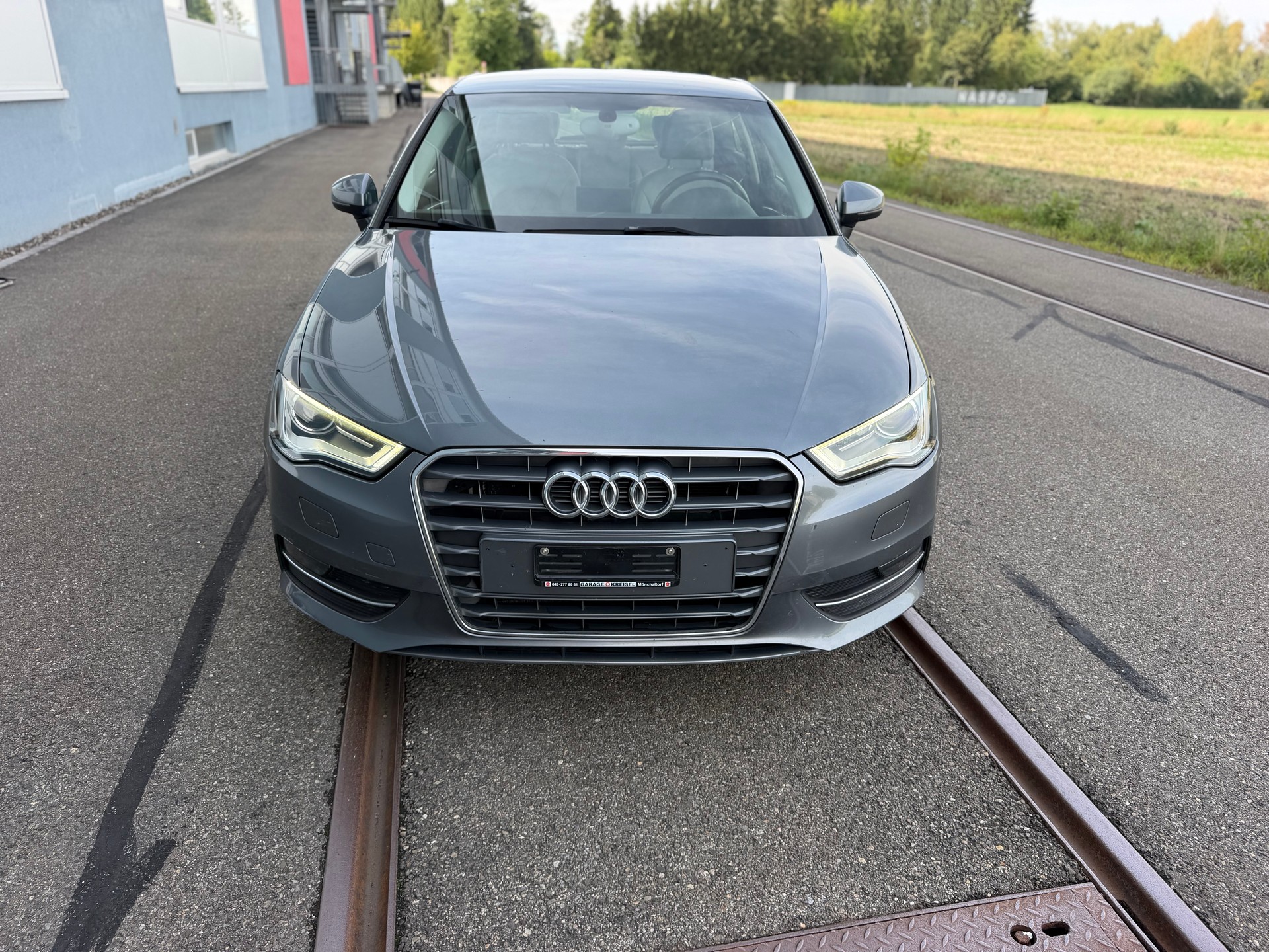 AUDI A3 Sportback 1.4 TFSI Ambition-image-1