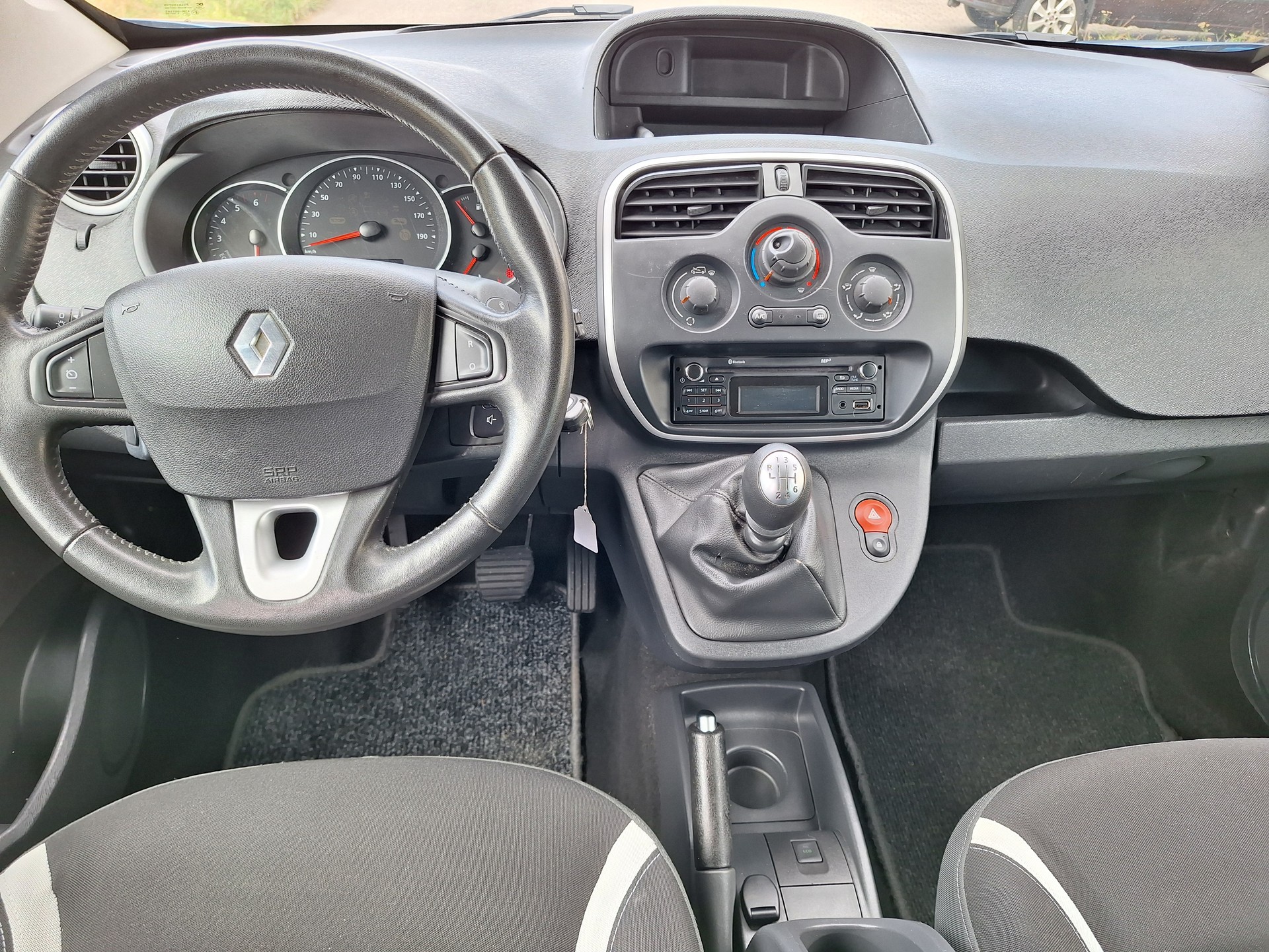RENAULT Kangoo 1.2 16V Turbo Authentique-image-10