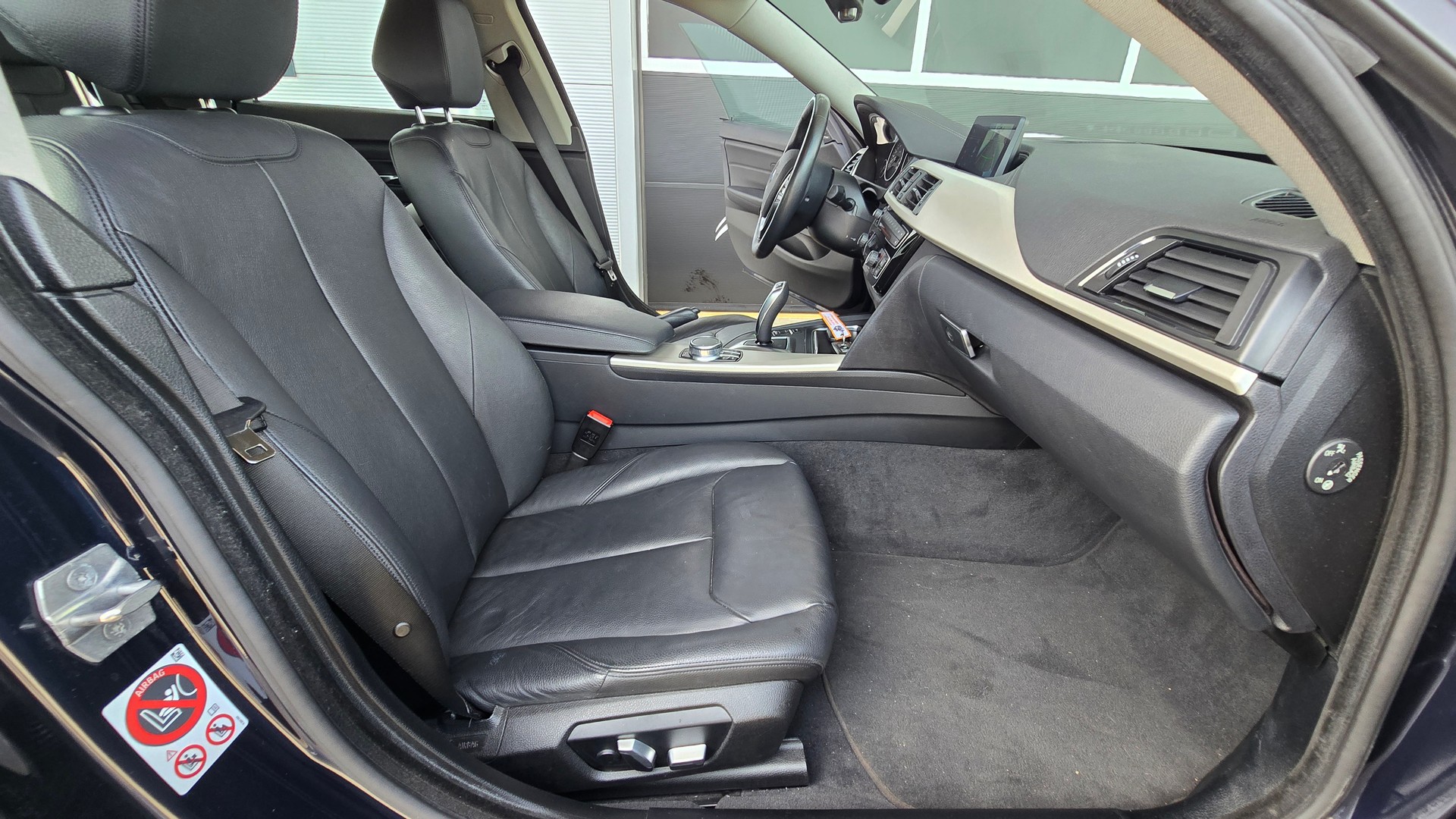 BMW 420d Gran Coupé xDrive Steptronic-image-12