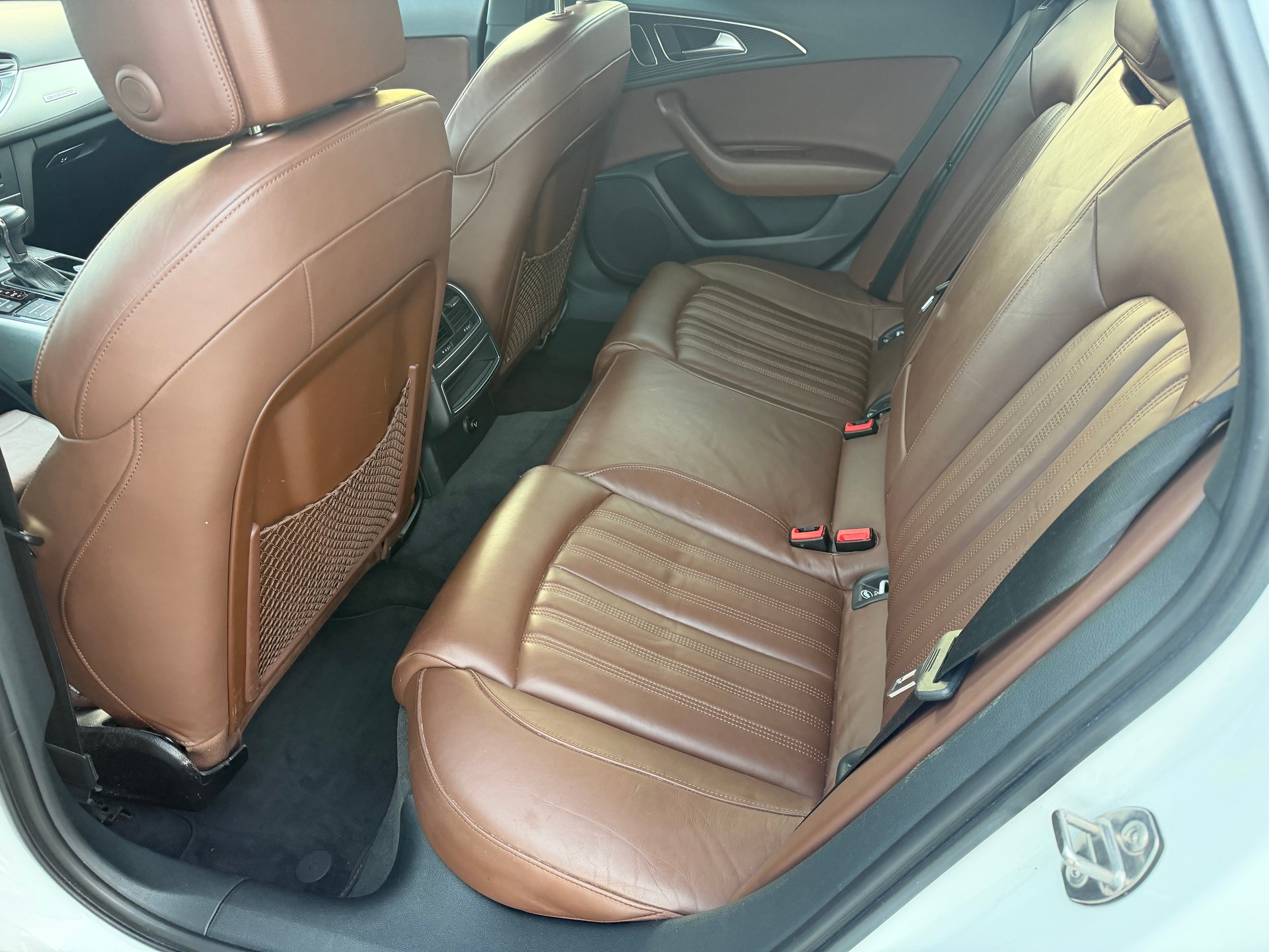 AUDI A6 Avant 3.0 TDI V6 quattro S-tronic-image-10
