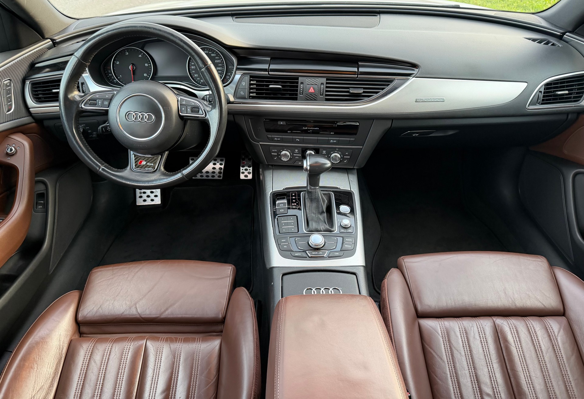 AUDI A6 Avant 3.0 TDI V6 quattro S-tronic-image-12