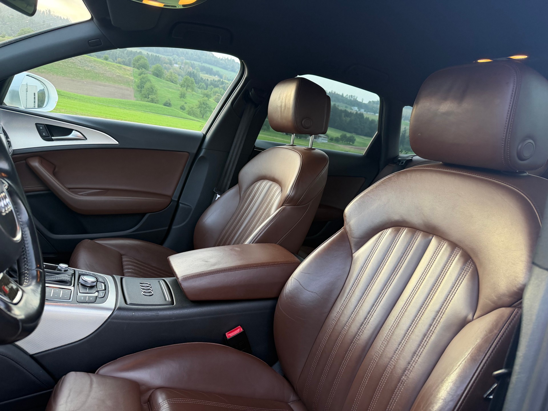 AUDI A6 Avant 3.0 TDI V6 quattro S-tronic-image-9