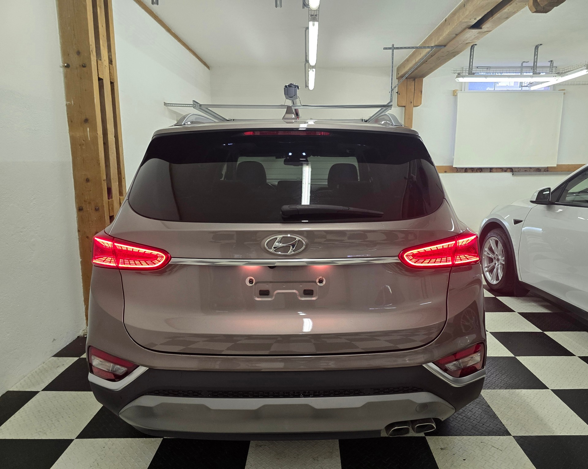 HYUNDAI Santa Fe 2.2 CRDI Vertex 4WD Automatic-image-6
