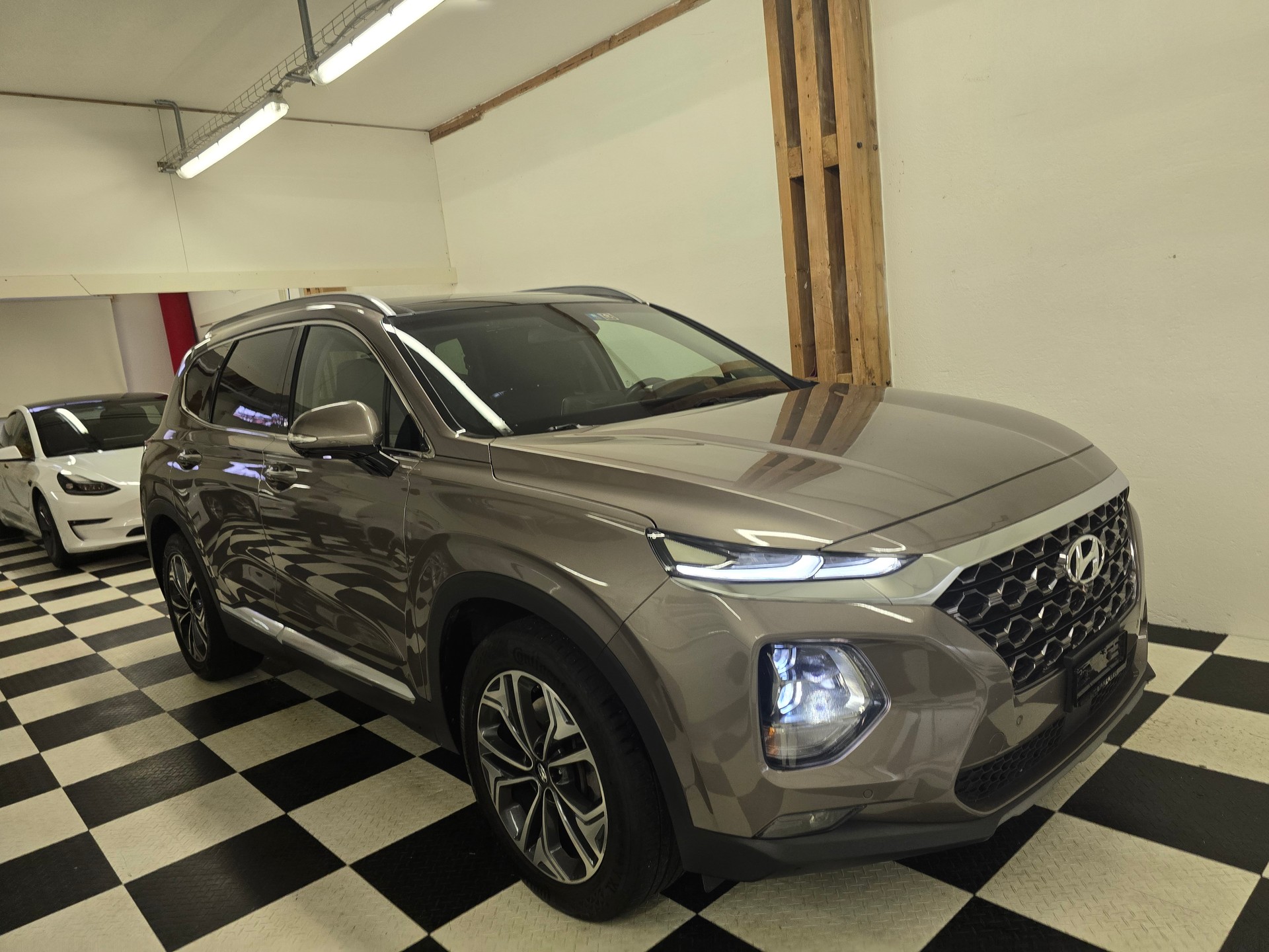 HYUNDAI Santa Fe 2.2 CRDI Vertex 4WD Automatic-image-3
