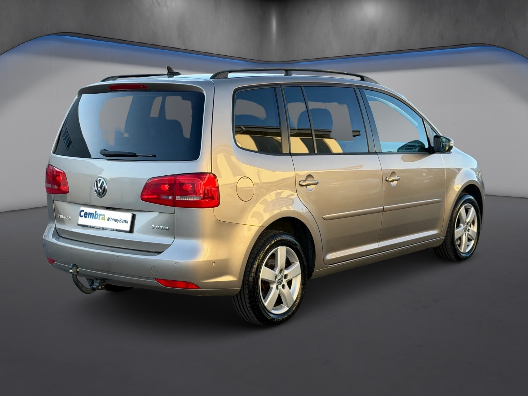 VW Touran 2.0 TDI Comfortline-image-3