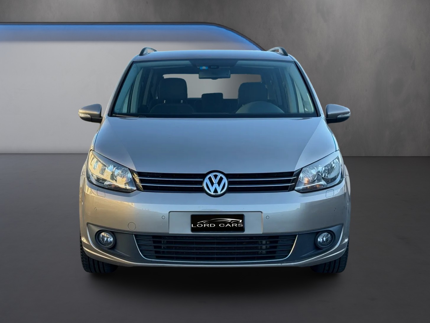 VW Touran 2.0 TDI Comfortline-image-1