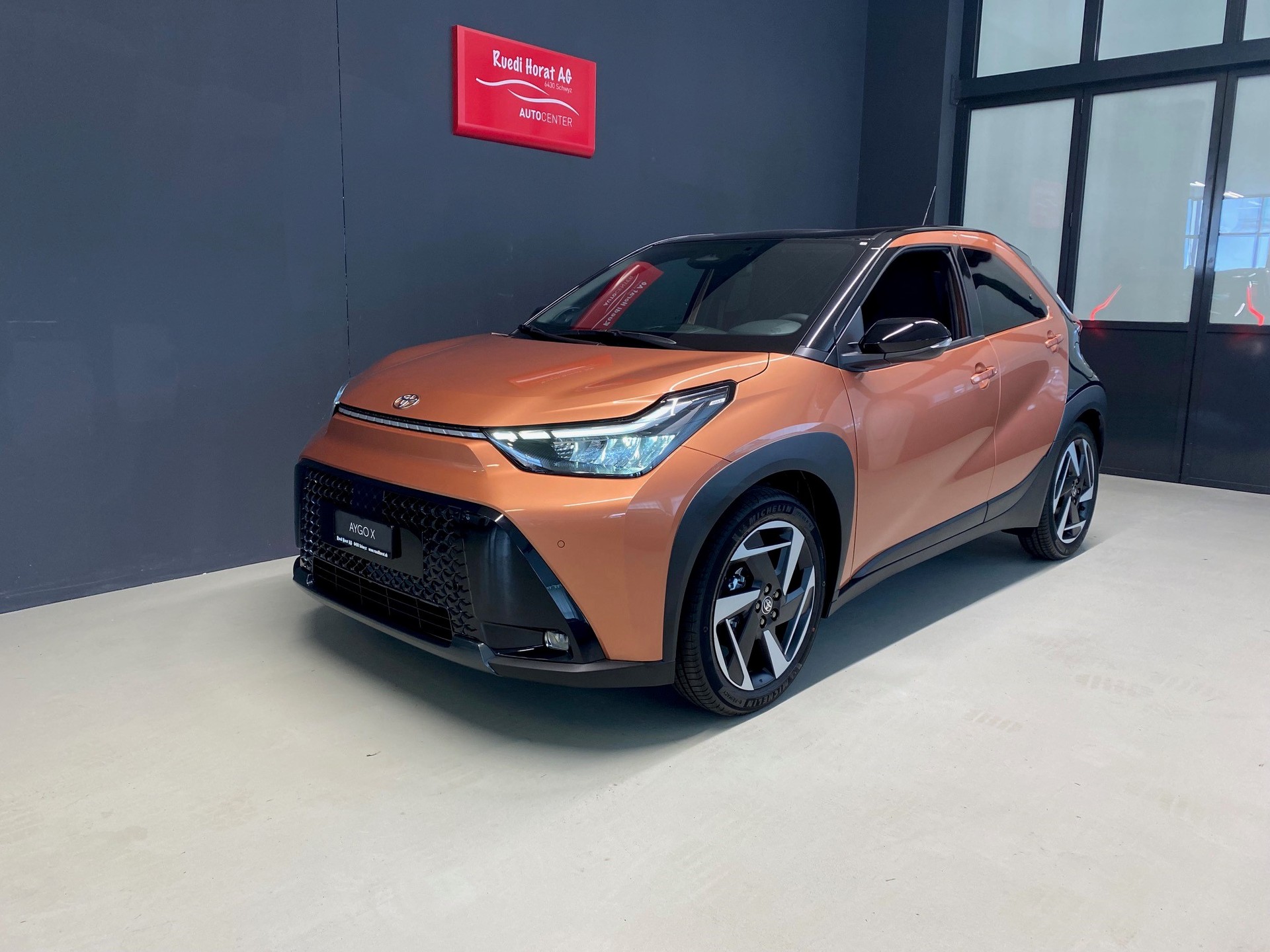 TOYOTA Aygo X 1.5 VVT-i HSD Style