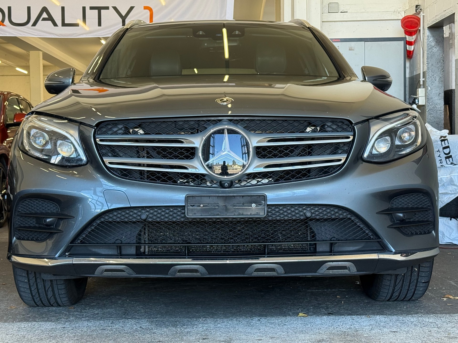 MERCEDES-BENZ GLC 250 d AMG Line 4Matic 9G-Tronic-image-1