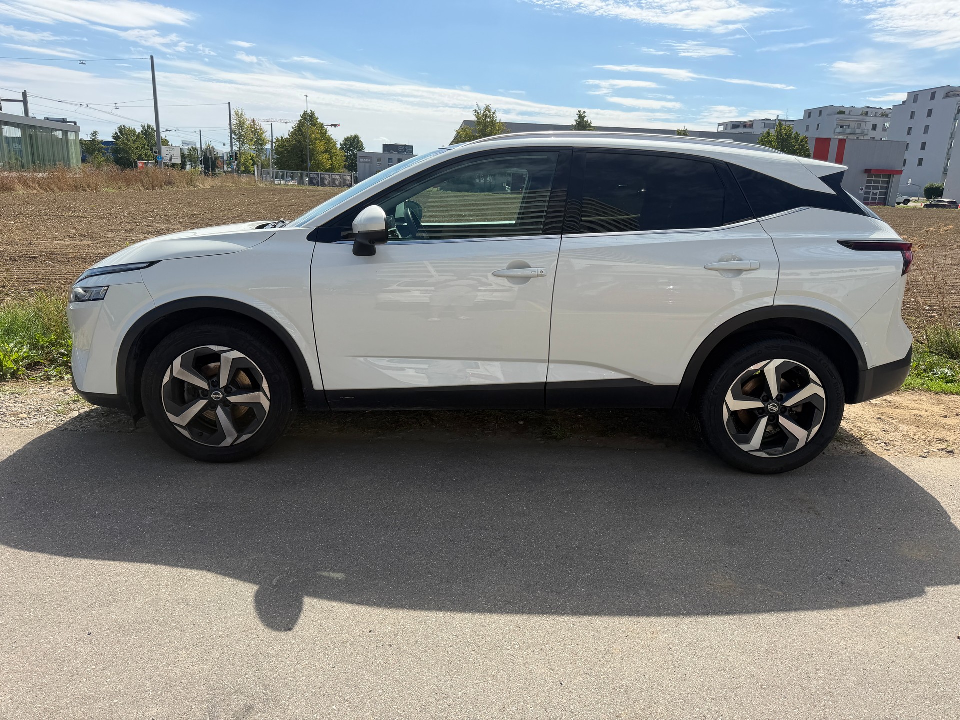 NISSAN Qashqai 1.3 DIG-T MHEV Tekna+ Xtronic-showroom-element-3