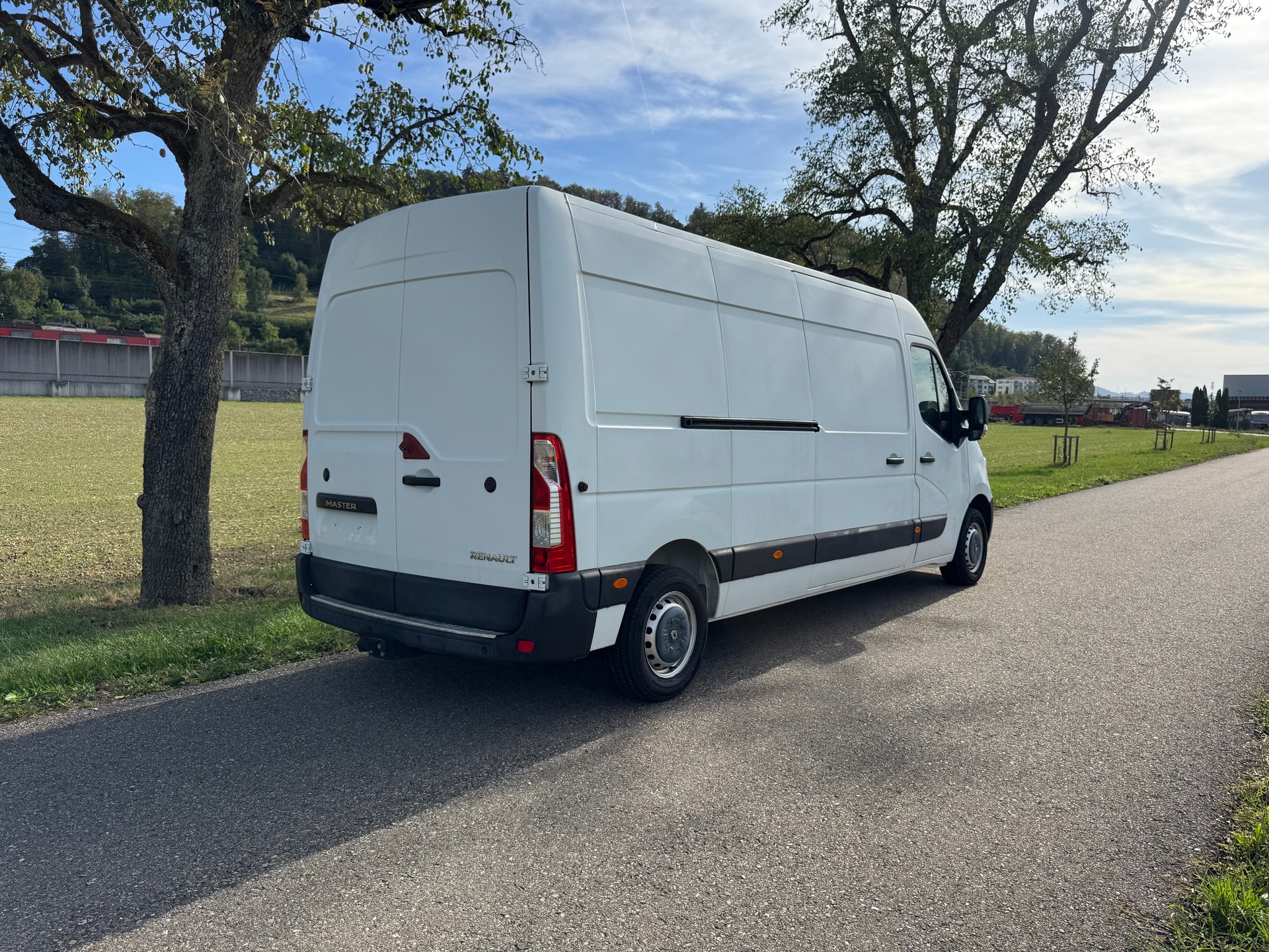 RENAULT MASTER-image-8