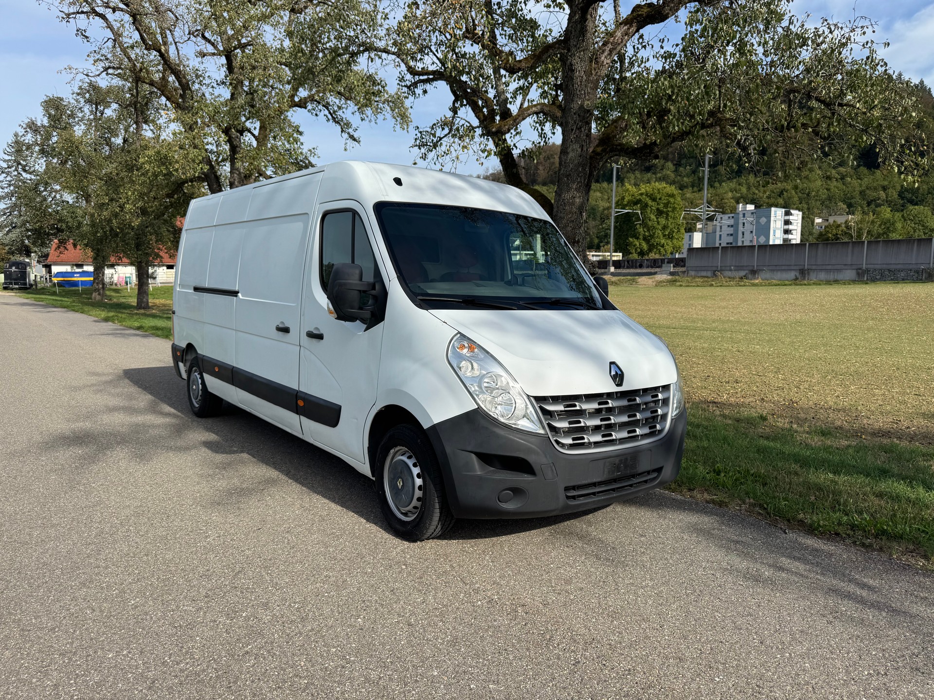 RENAULT MASTER-image-2