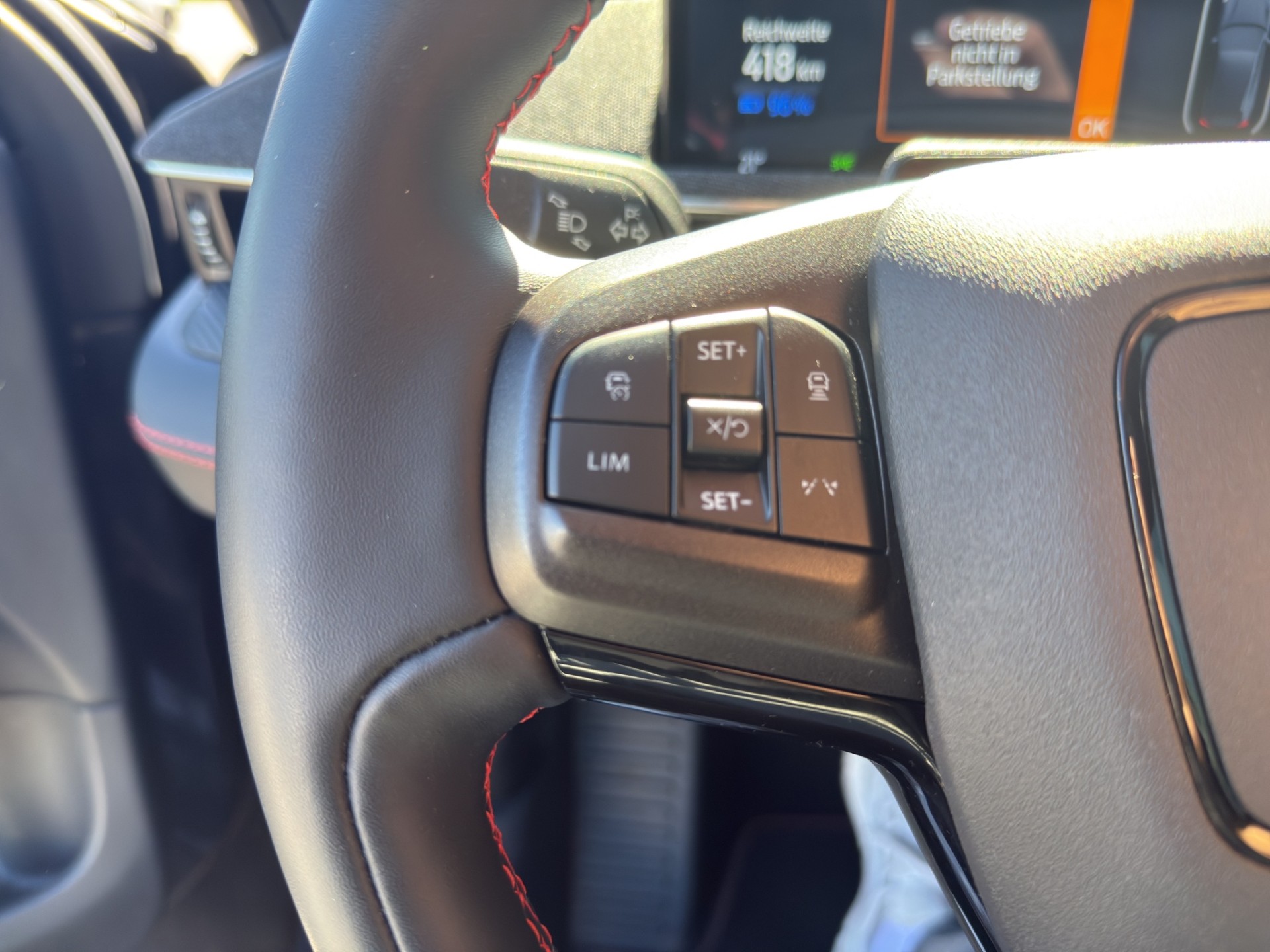 FORD Mustang Mach-E Extended AWD-image-7