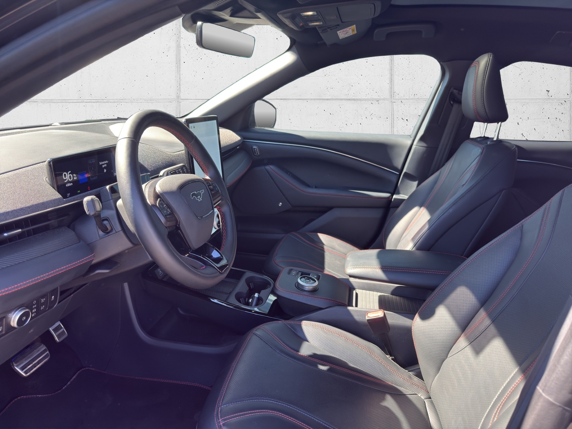 FORD Mustang Mach-E Extended AWD-image-5