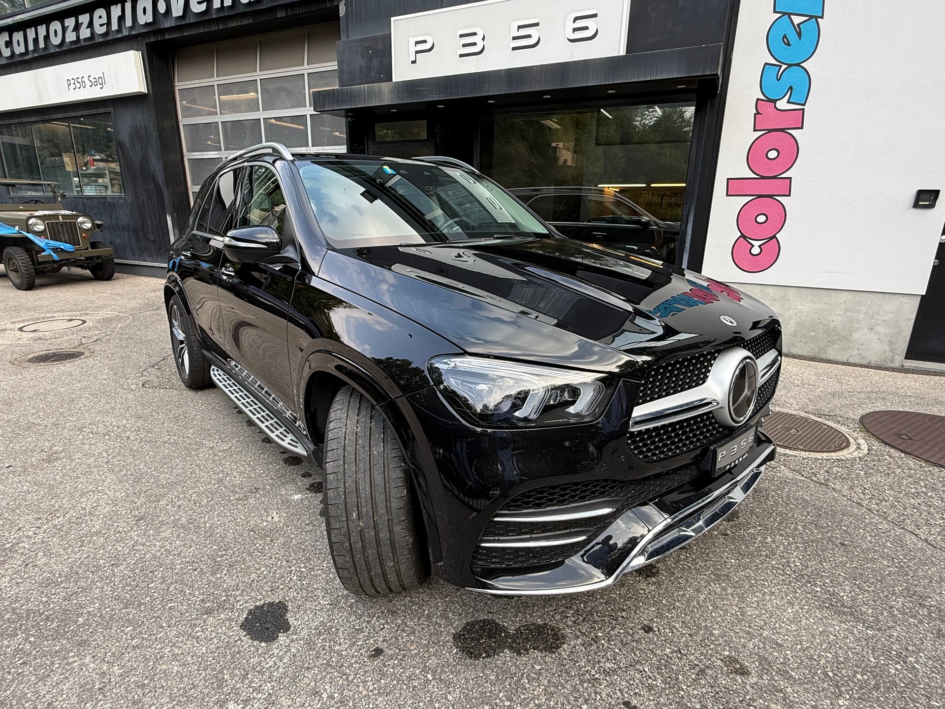 MERCEDES-BENZ GLE 350 d 4Matic AMG Line 9G-Tronic-image-3
