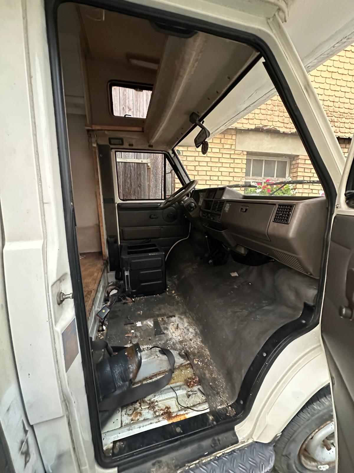 FIAT Tiny House - leer ohne Motor-image-11