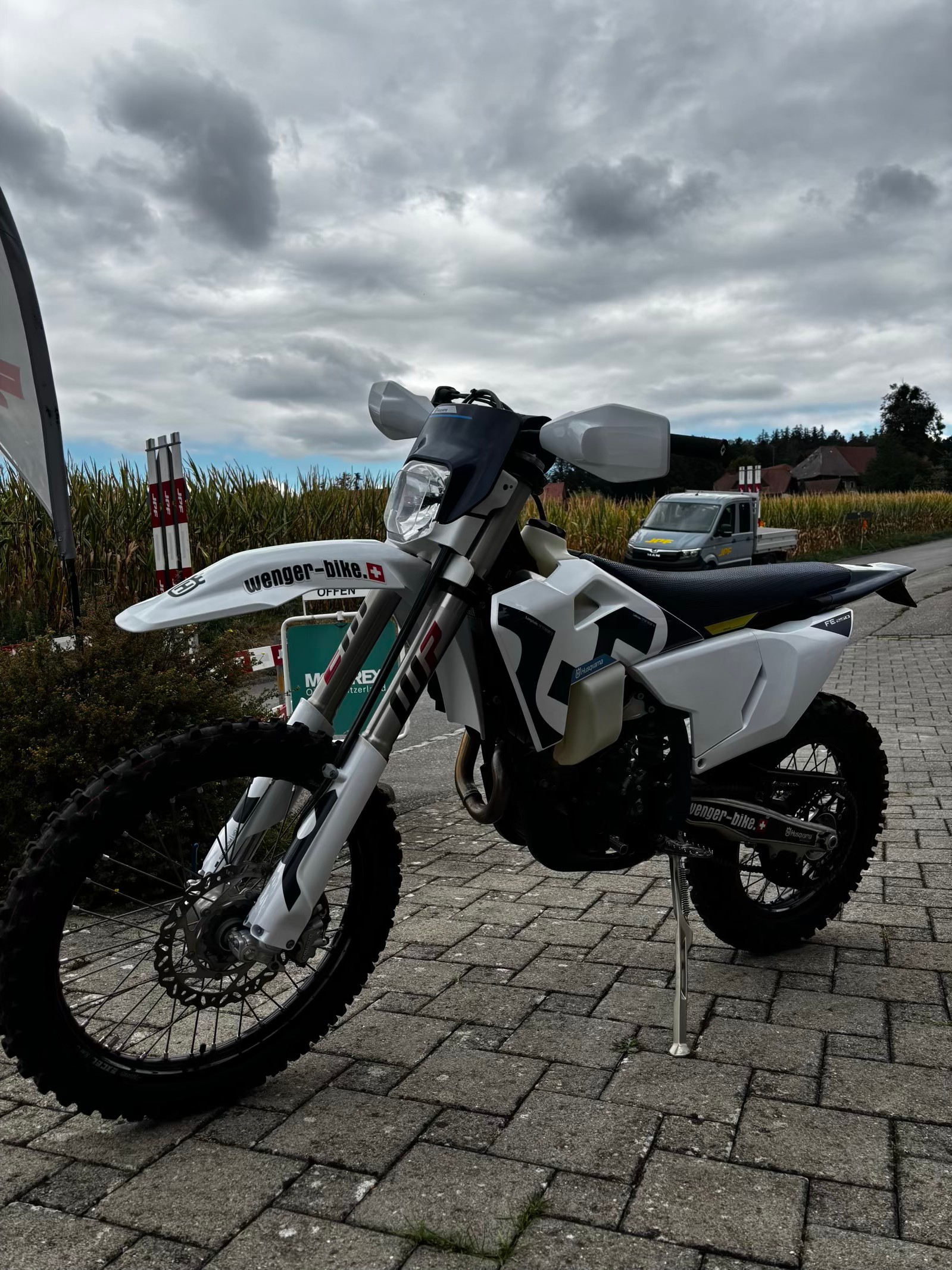 HUSQVARNA FE 250-image-3