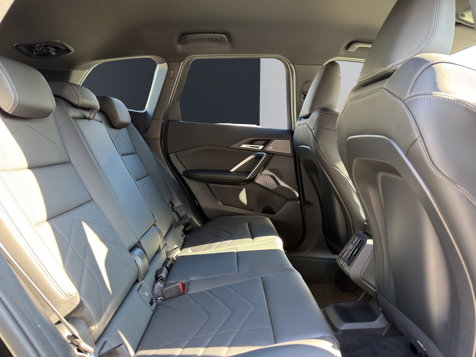 BMW X1 20d xDrive-image-13