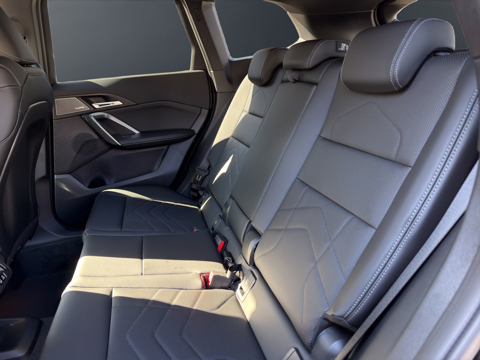 BMW X1 20d xDrive-image-10