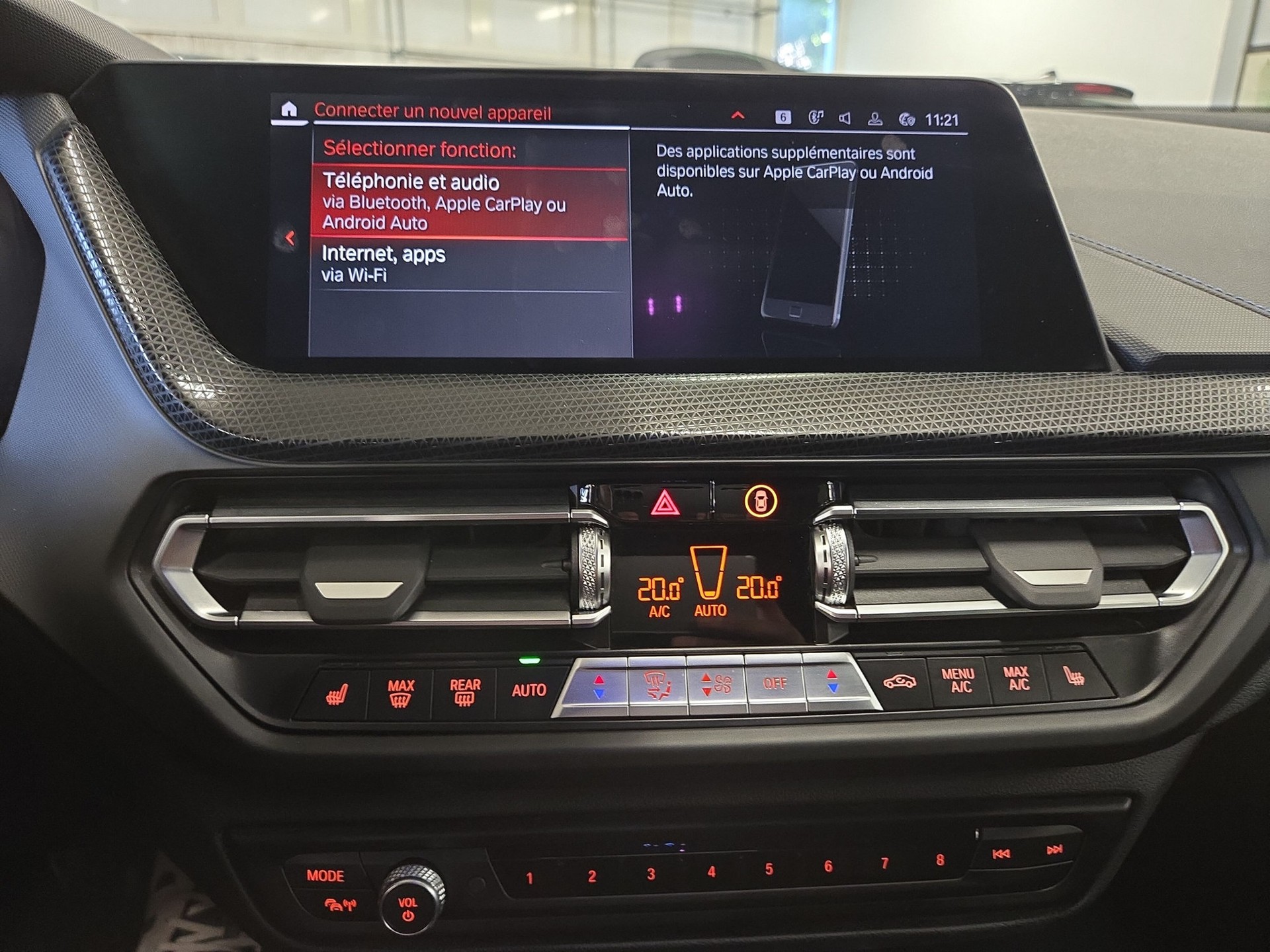 BMW M135i xDrive Steptronic-image-12