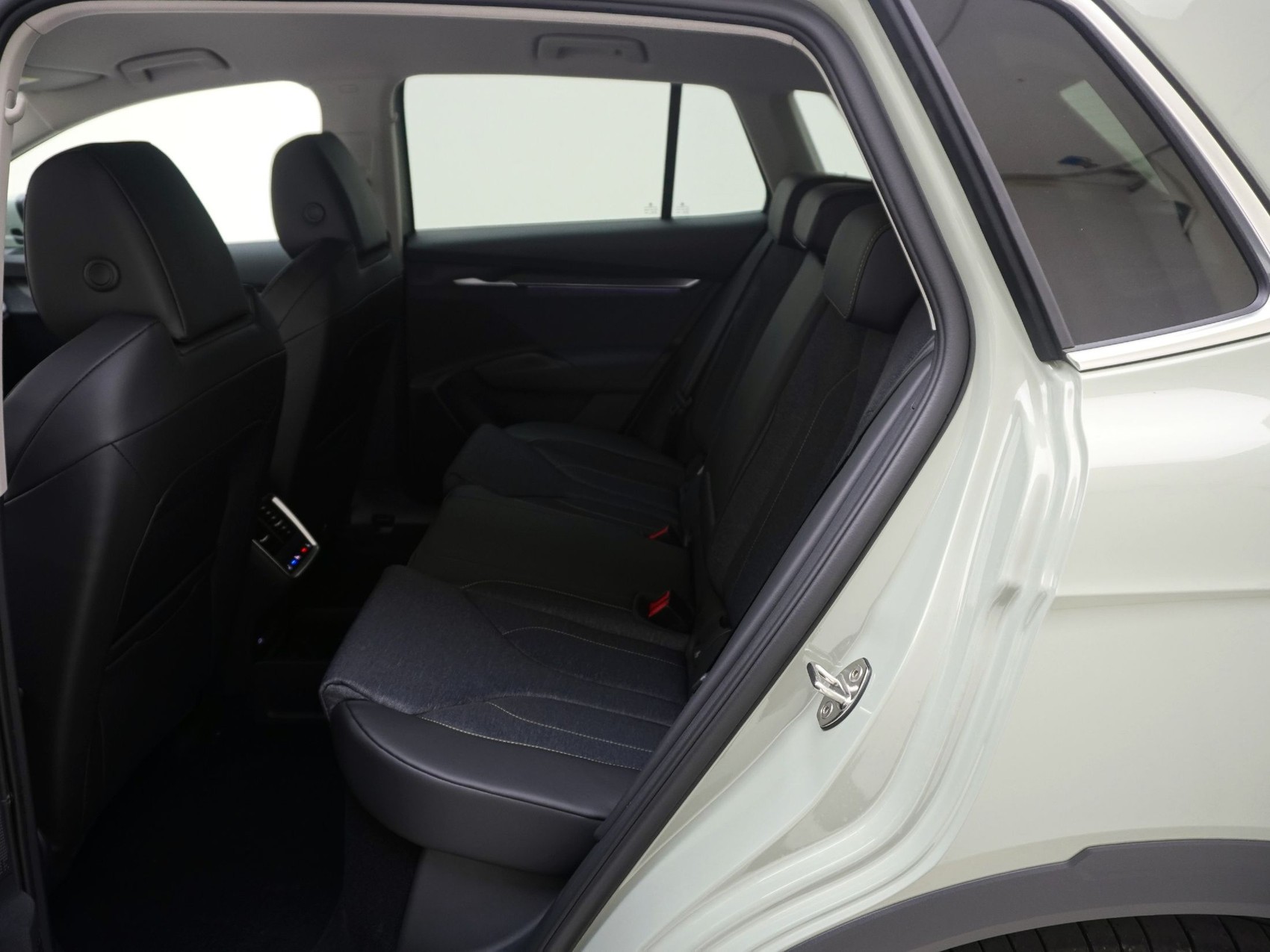 SKODA Elroq 85x Selection Loft-Plus 4x4-image-14