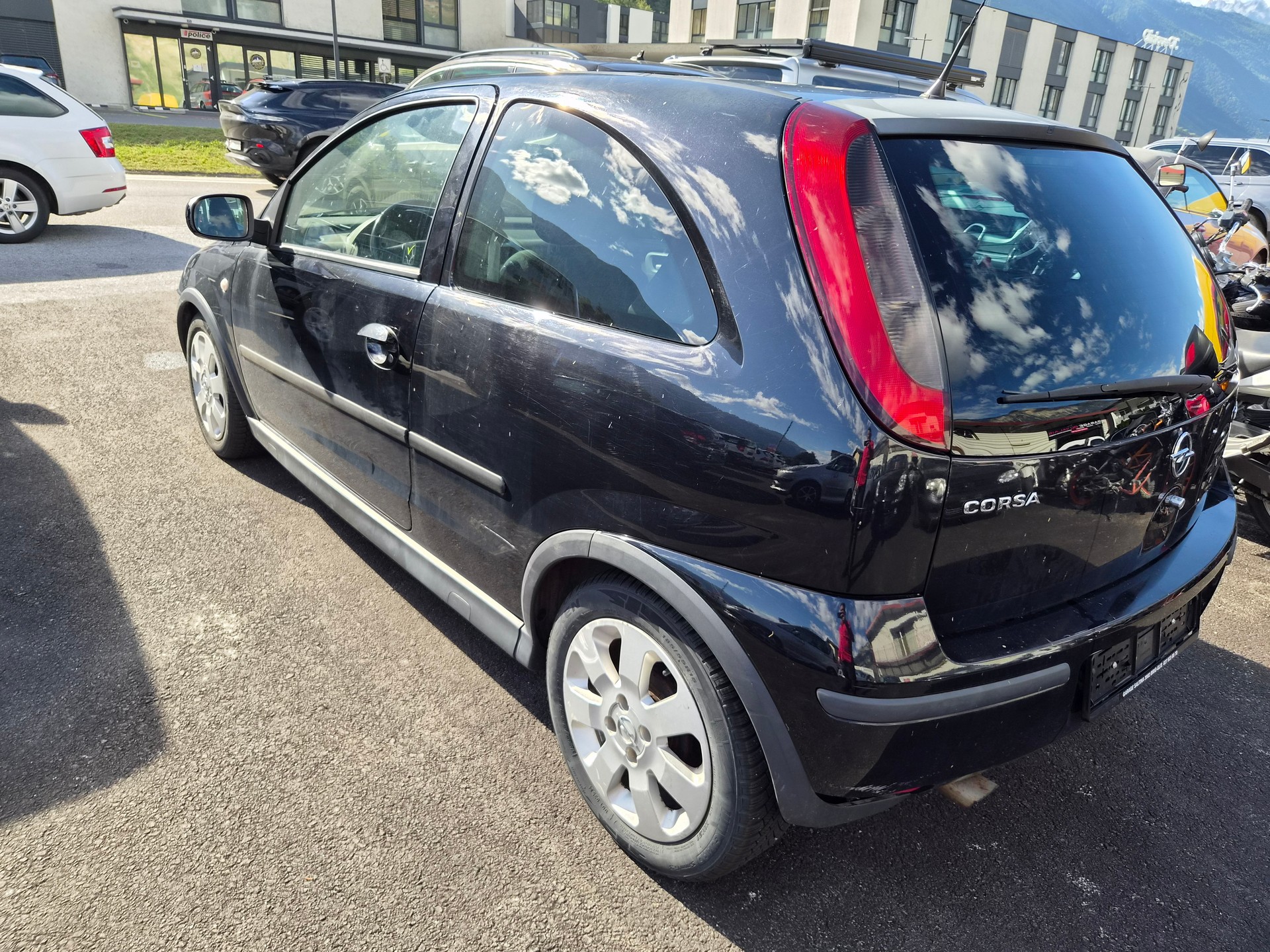 OPEL Corsa 1.4 TP Enjoy-image-4