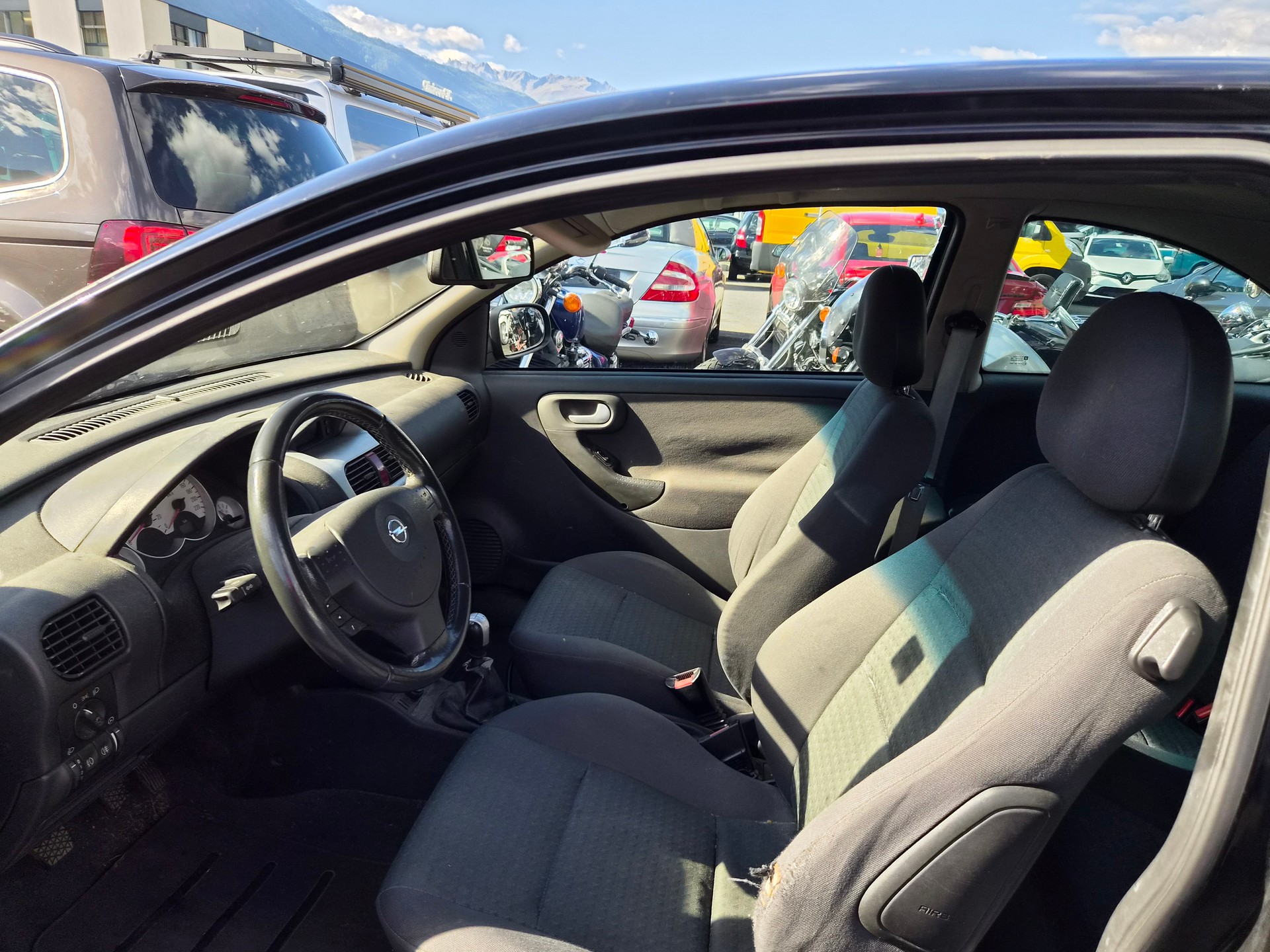 OPEL Corsa 1.4 TP Enjoy-image-5