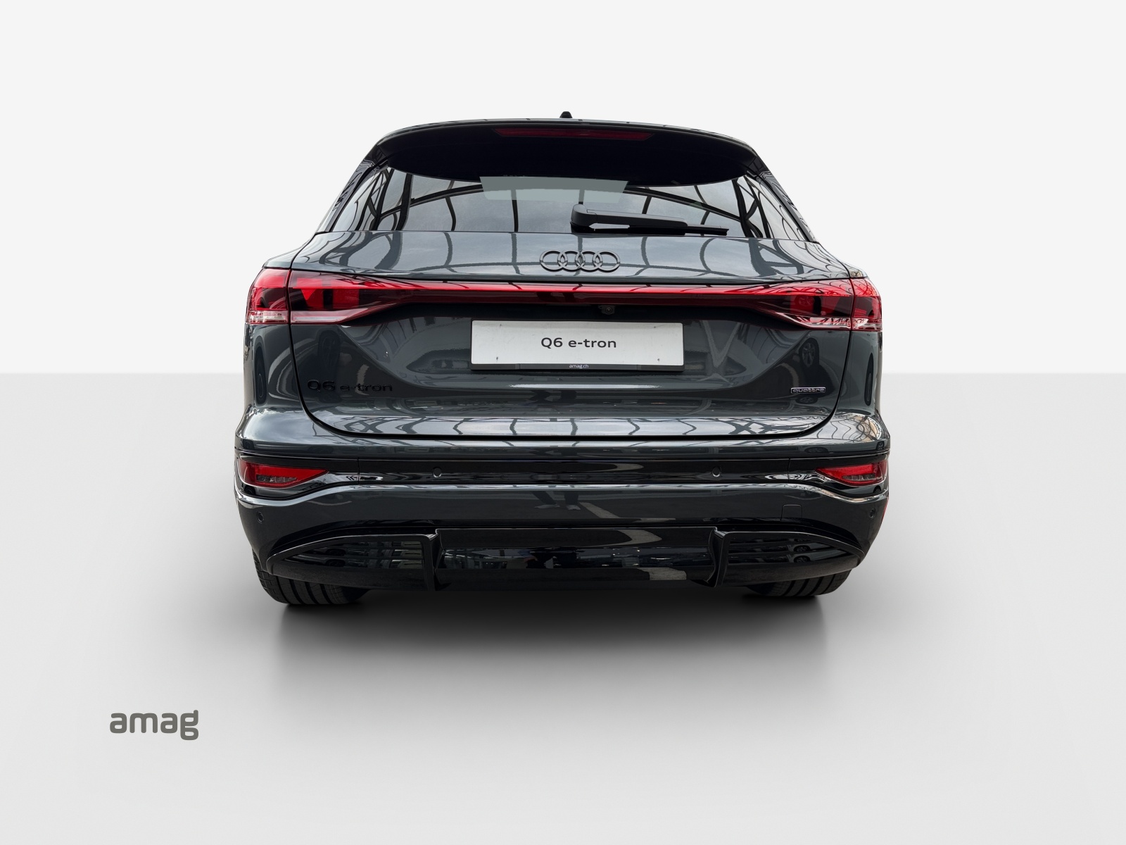 AUDI Q6 e-tron quattro-image-3