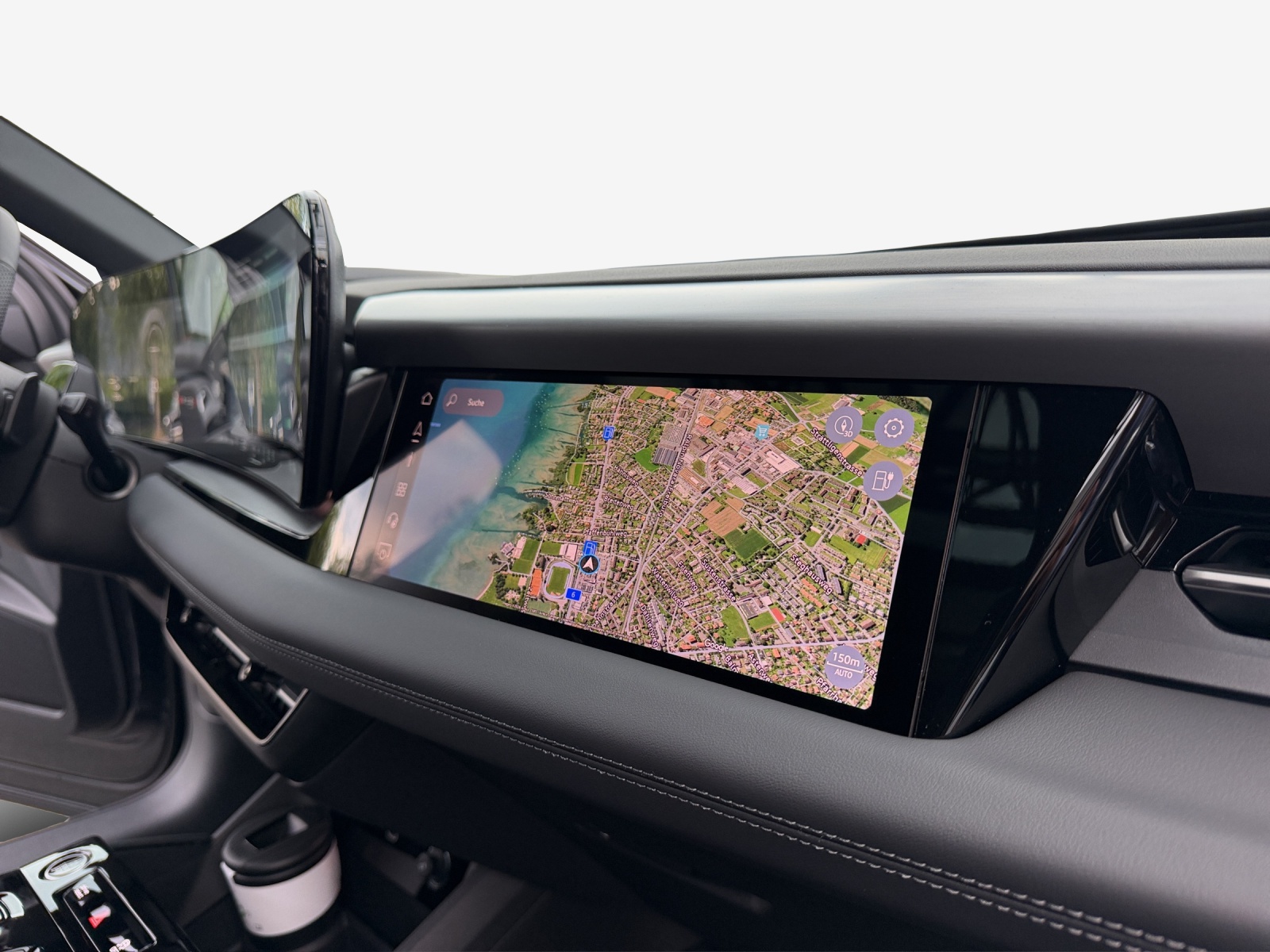 AUDI Q6 e-tron quattro-image-14