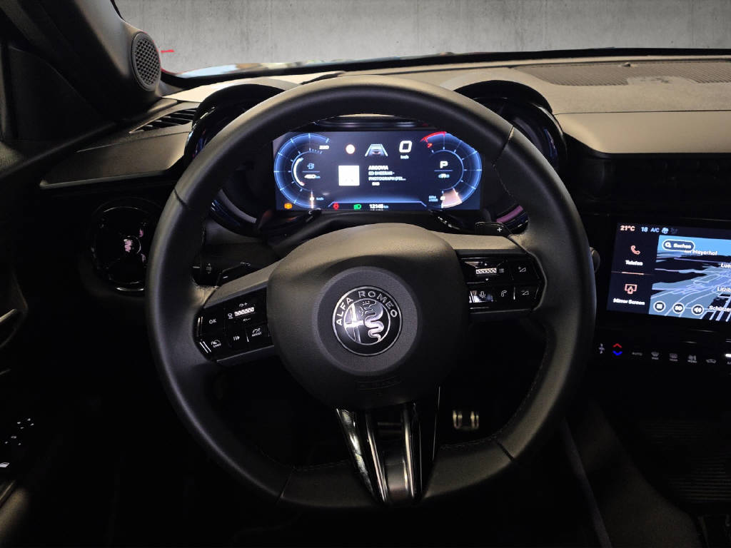 ALFA ROMEO Junior 1.2 48V Hybrid Speciale 8-fach bereift-image-10