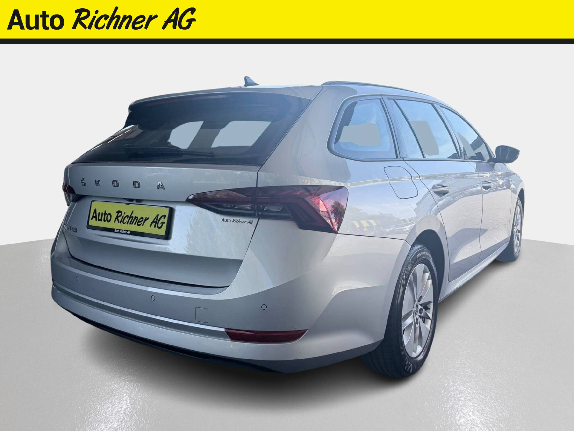SKODA Octavia Combi 2.0 TDI 150 Ambition DSG-image-3