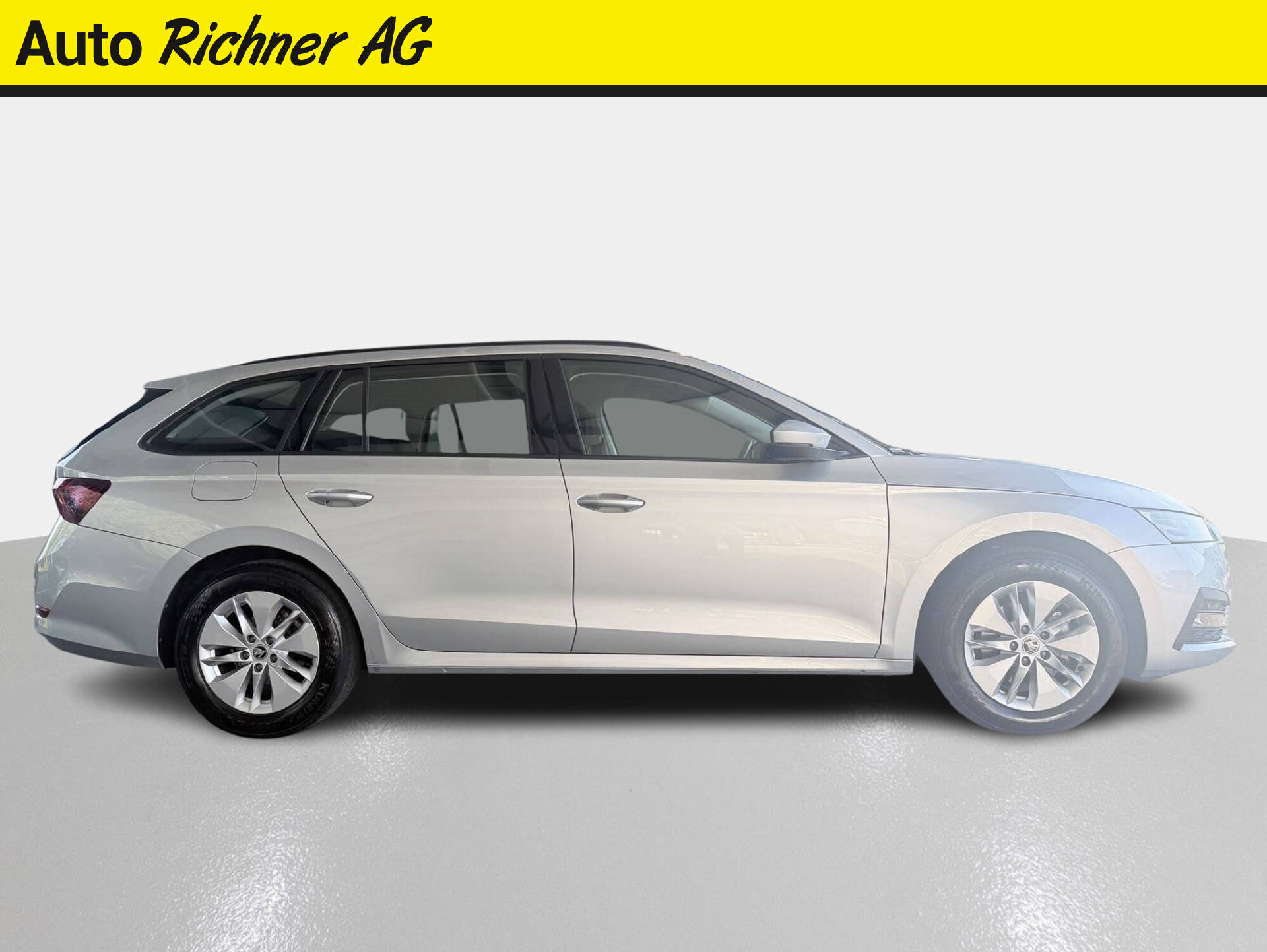 SKODA Octavia Combi 2.0 TDI 150 Ambition DSG-image-2