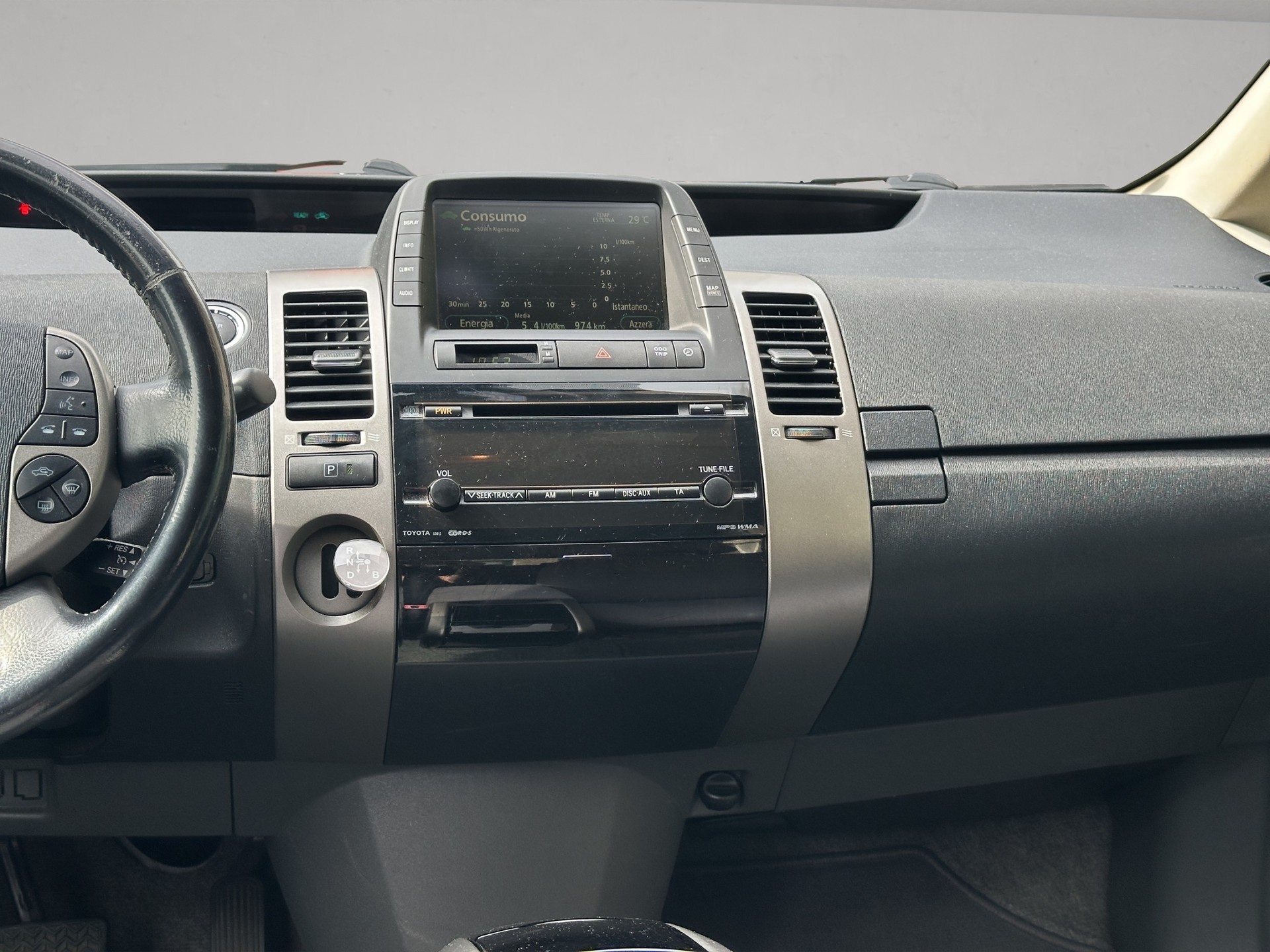 TOYOTA Prius 1.5 16V Hybrid Limited-image-8
