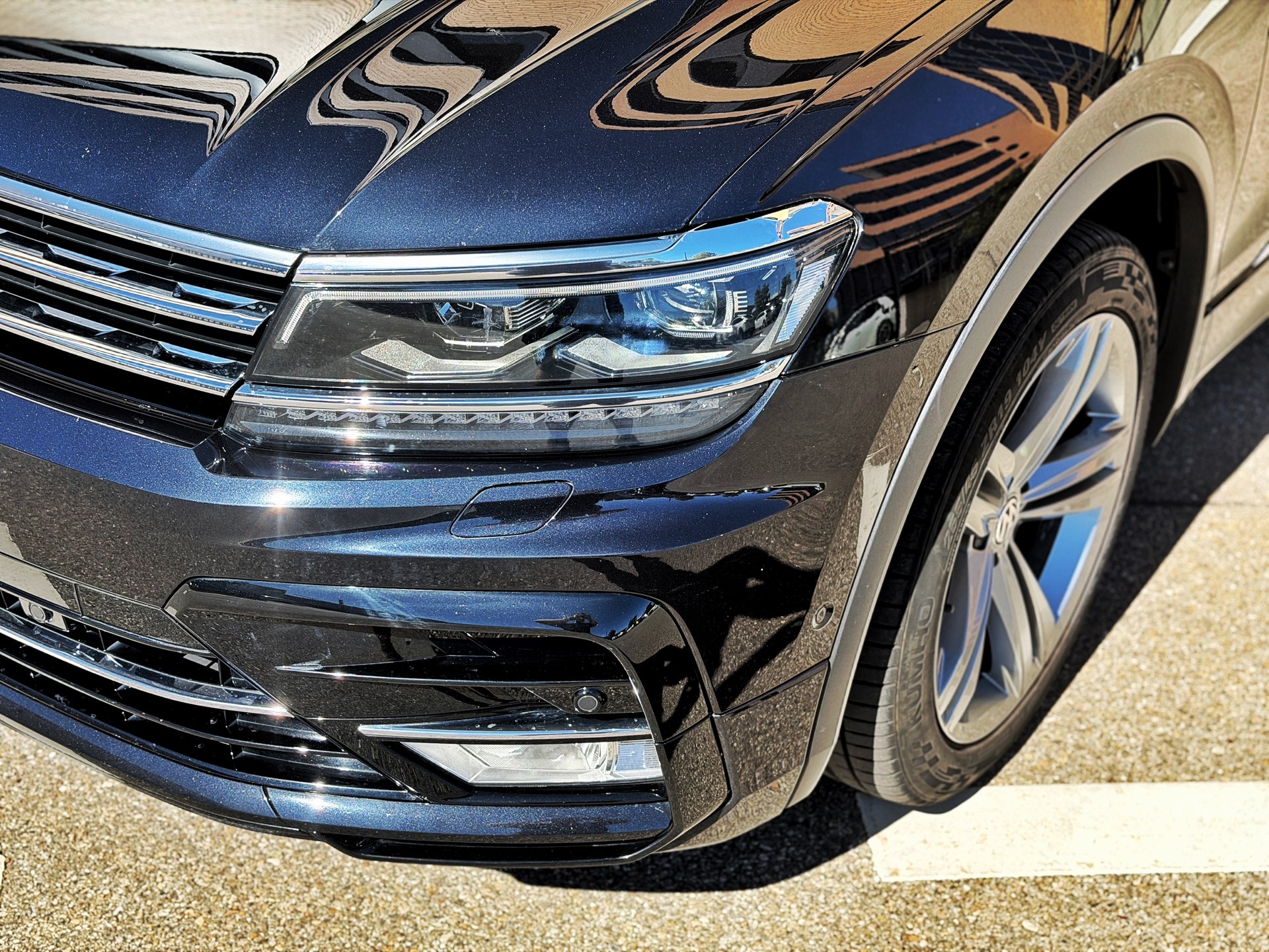 VW Tiguan 2.0 TDI SCR Highline 4Motion DSG R-Line-image-9
