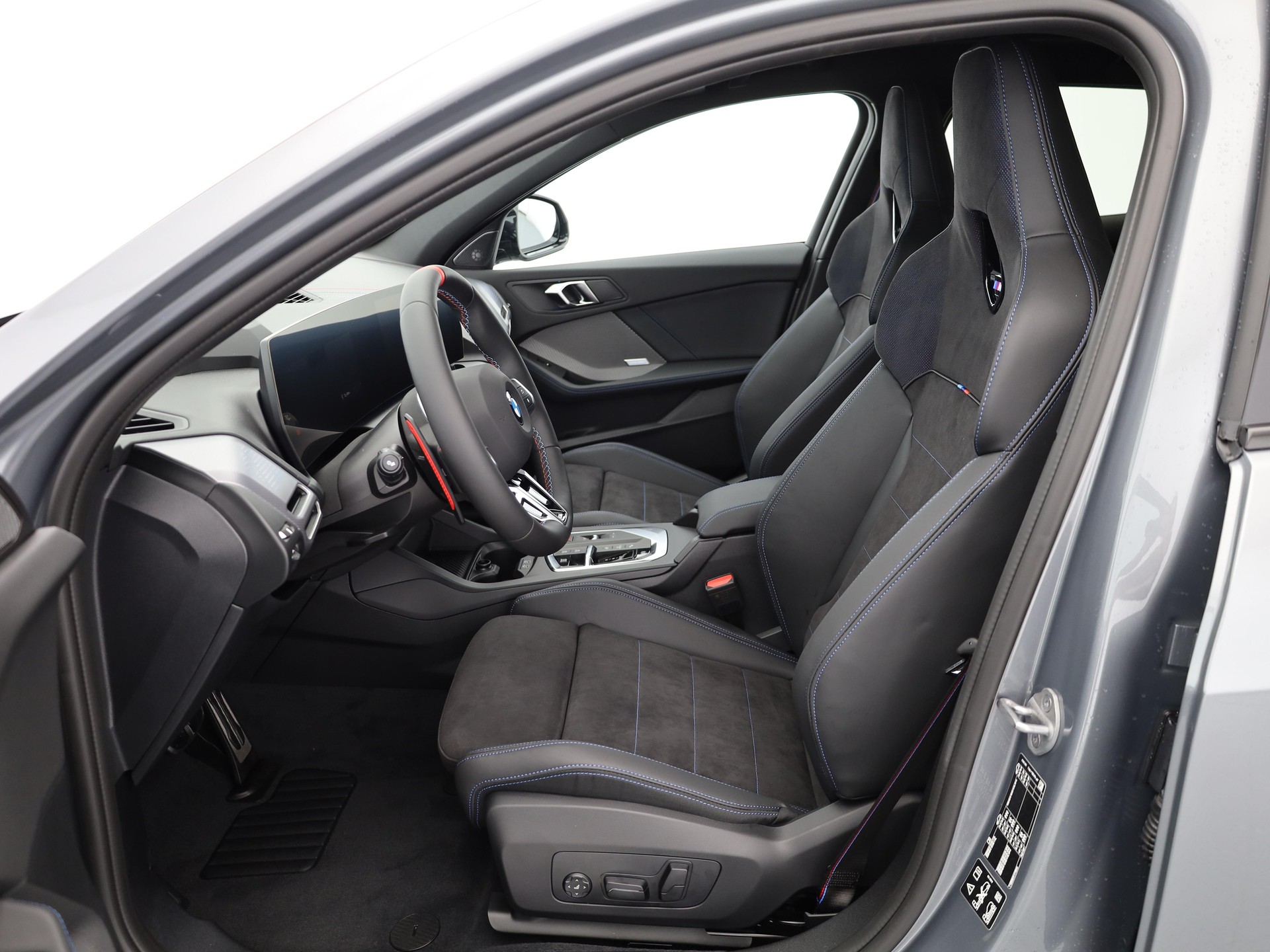 BMW 1er Reihe F70 M135i xDrive-image-3