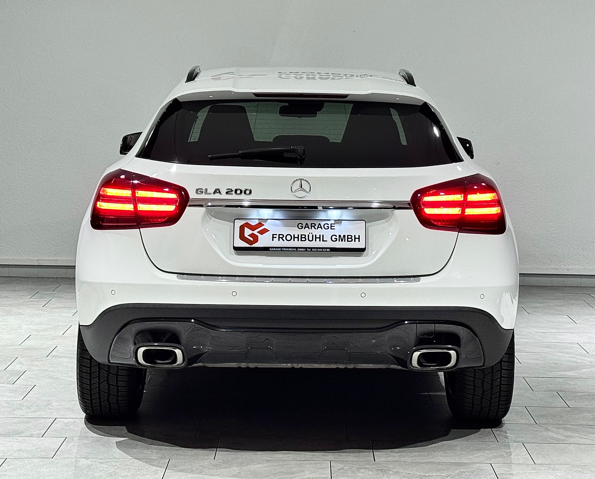 MERCEDES-BENZ GLA 200 Night Star 7G-DCT-image-6