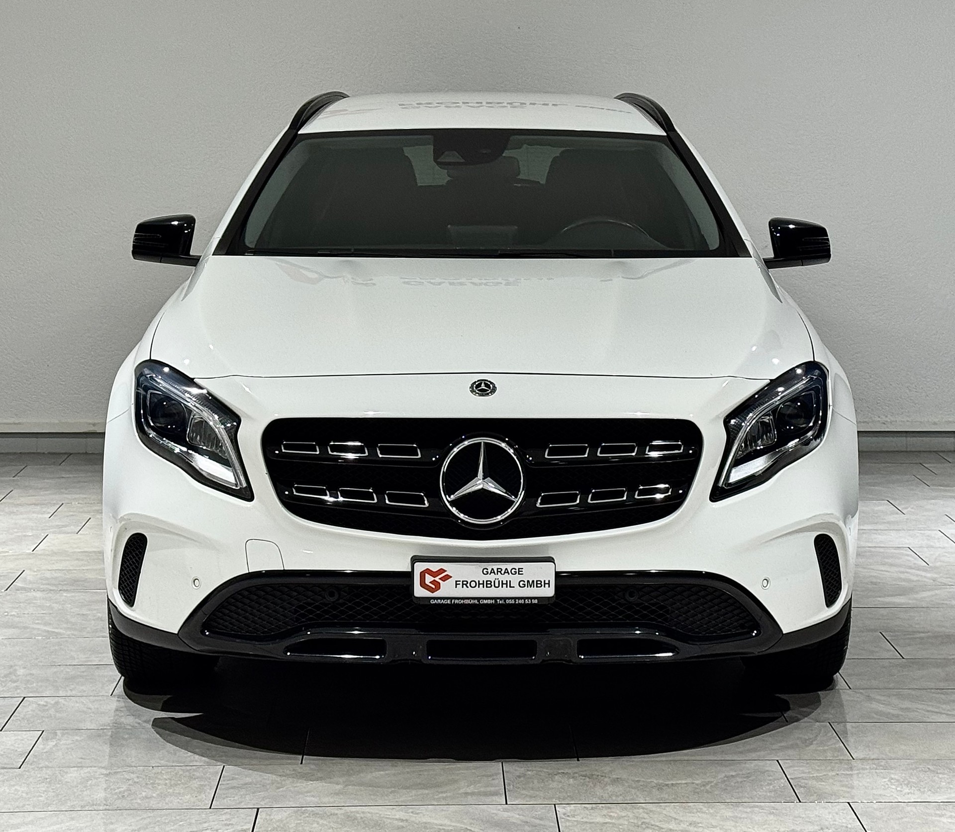 MERCEDES-BENZ GLA 200 Night Star 7G-DCT-image-1