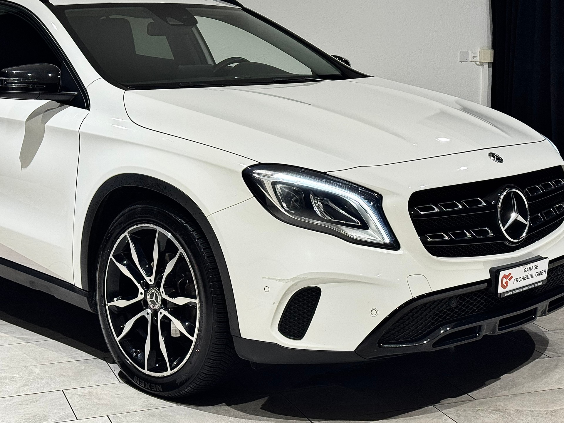 MERCEDES-BENZ GLA 200 Night Star 7G-DCT-image-8