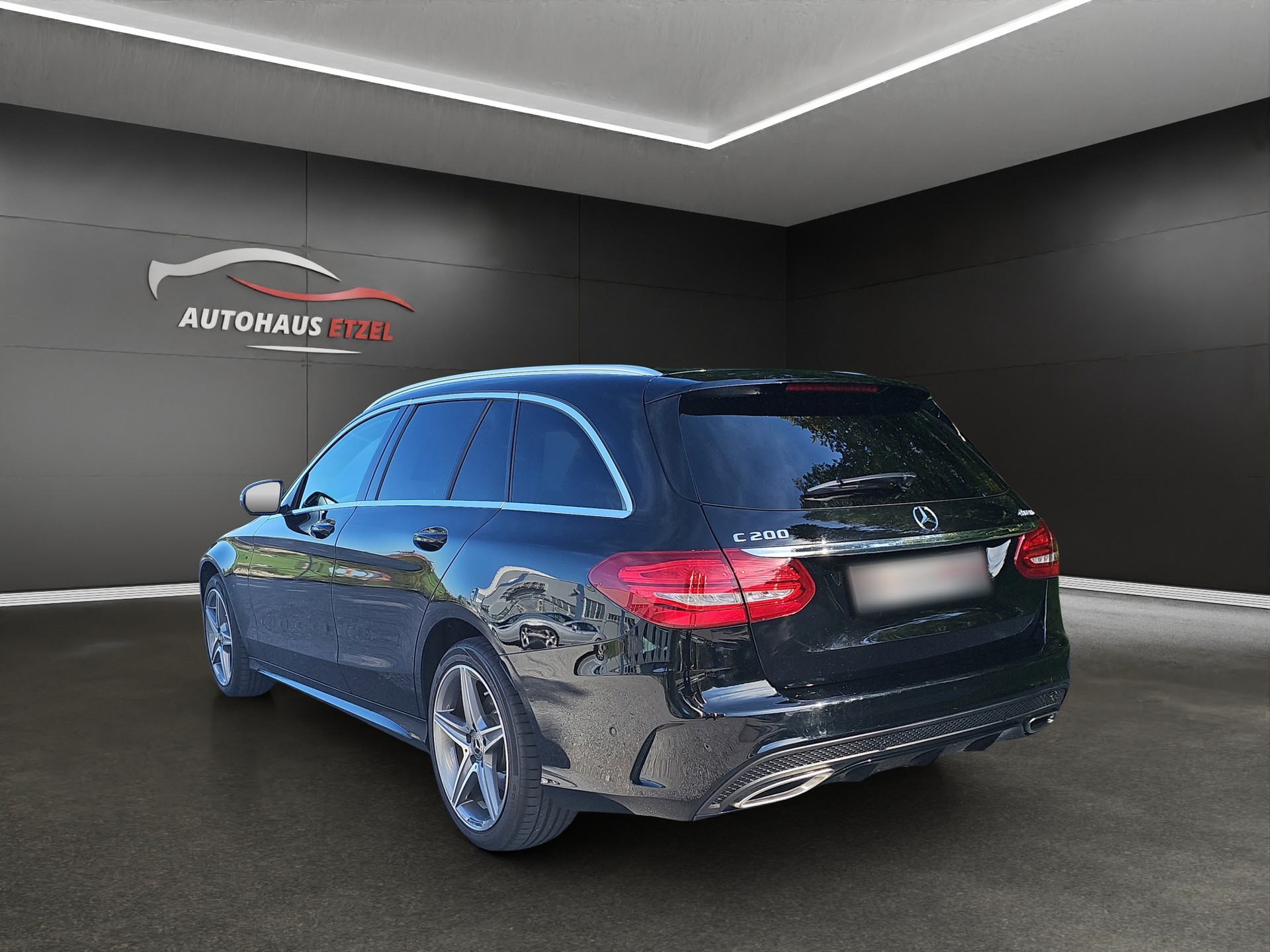 MERCEDES-BENZ C 200 AMG Line 4Matic 9G-Tronic-image-4