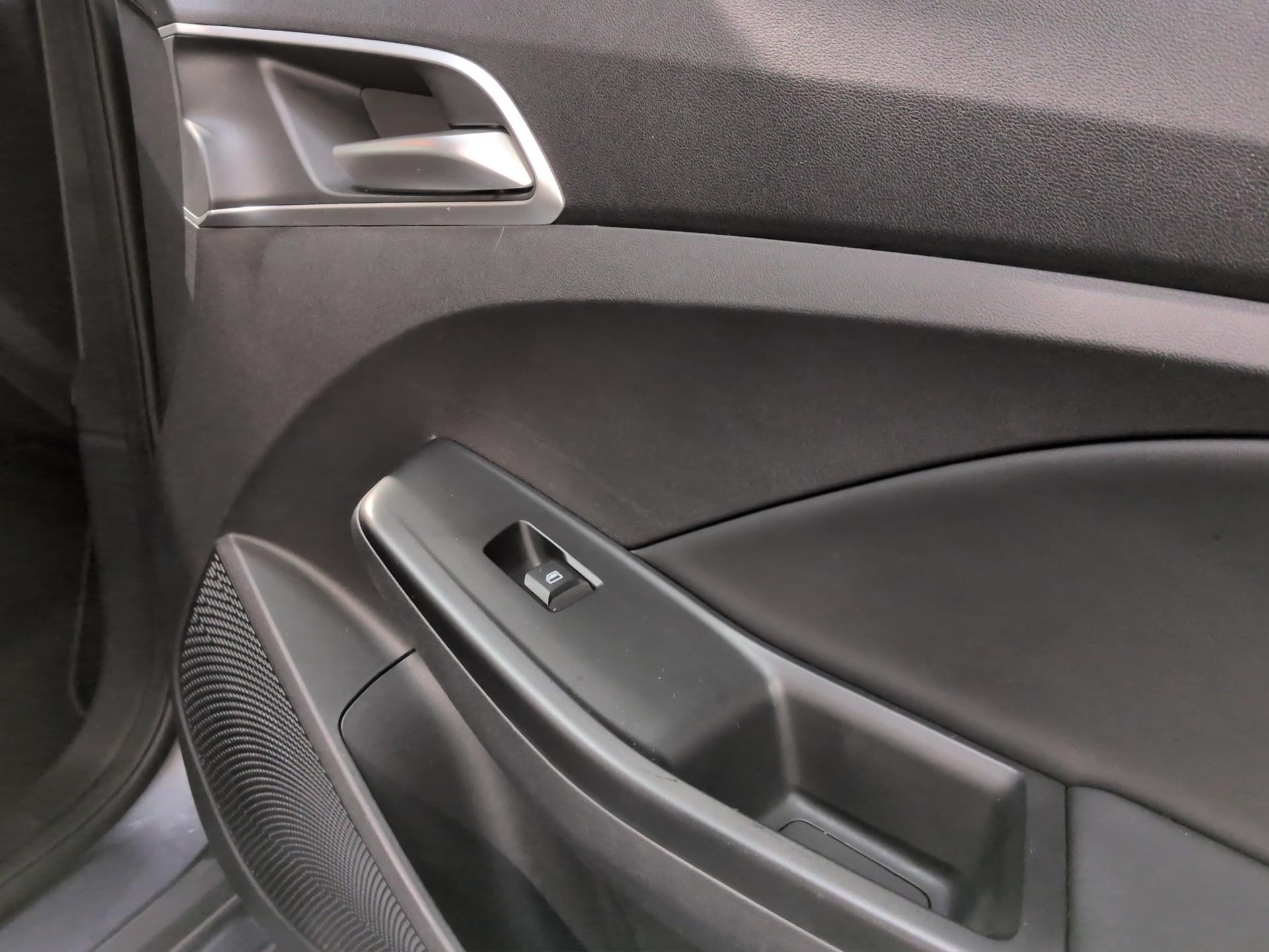 MG 3 1.5 Hybrid Luxury Aut.-image-22