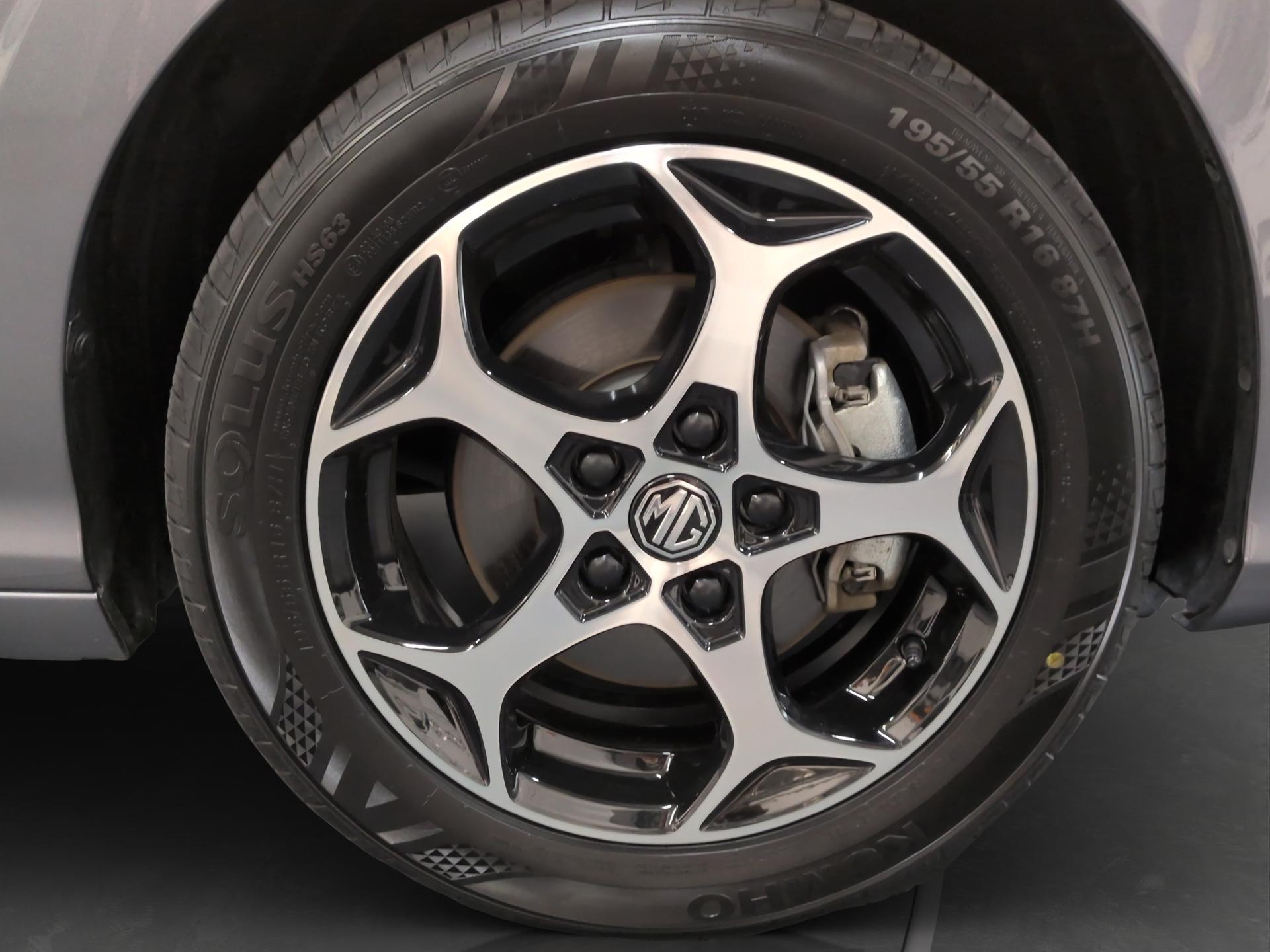 MG 3 1.5 Hybrid Luxury Aut.-image-17