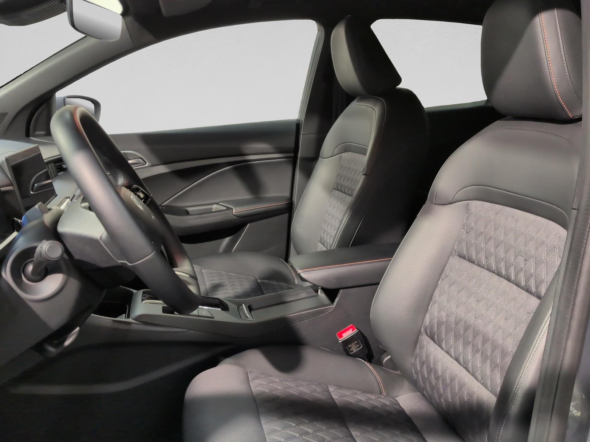 MG 3 1.5 Hybrid Luxury Aut.-image-8