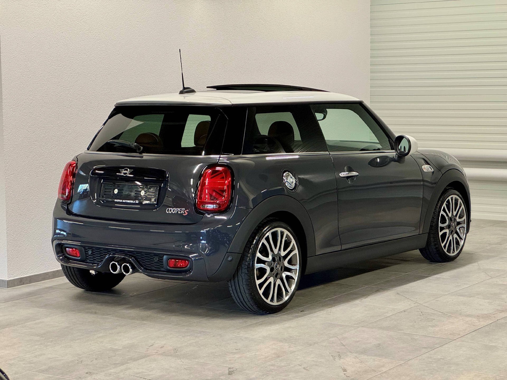 MINI Mini F56 2.0i Cooper S-image-1