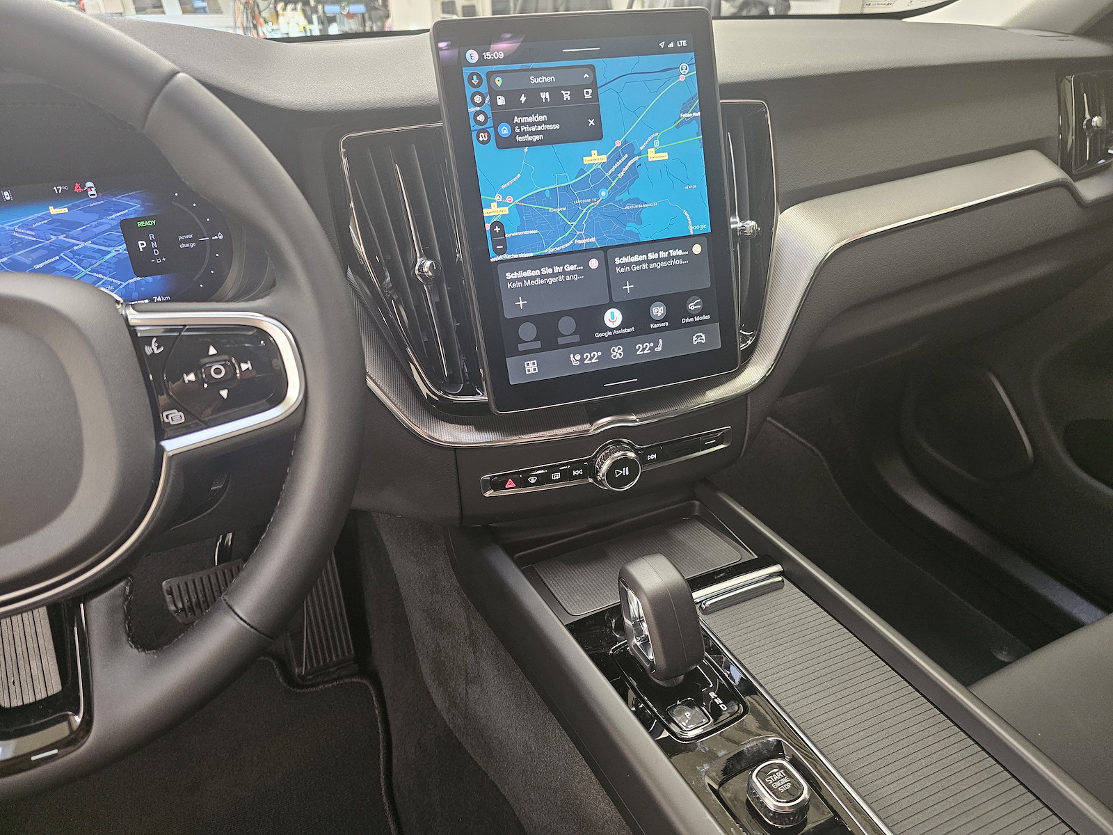 VOLVO XC60 2.0 T6 TE Core eAWD-image-11