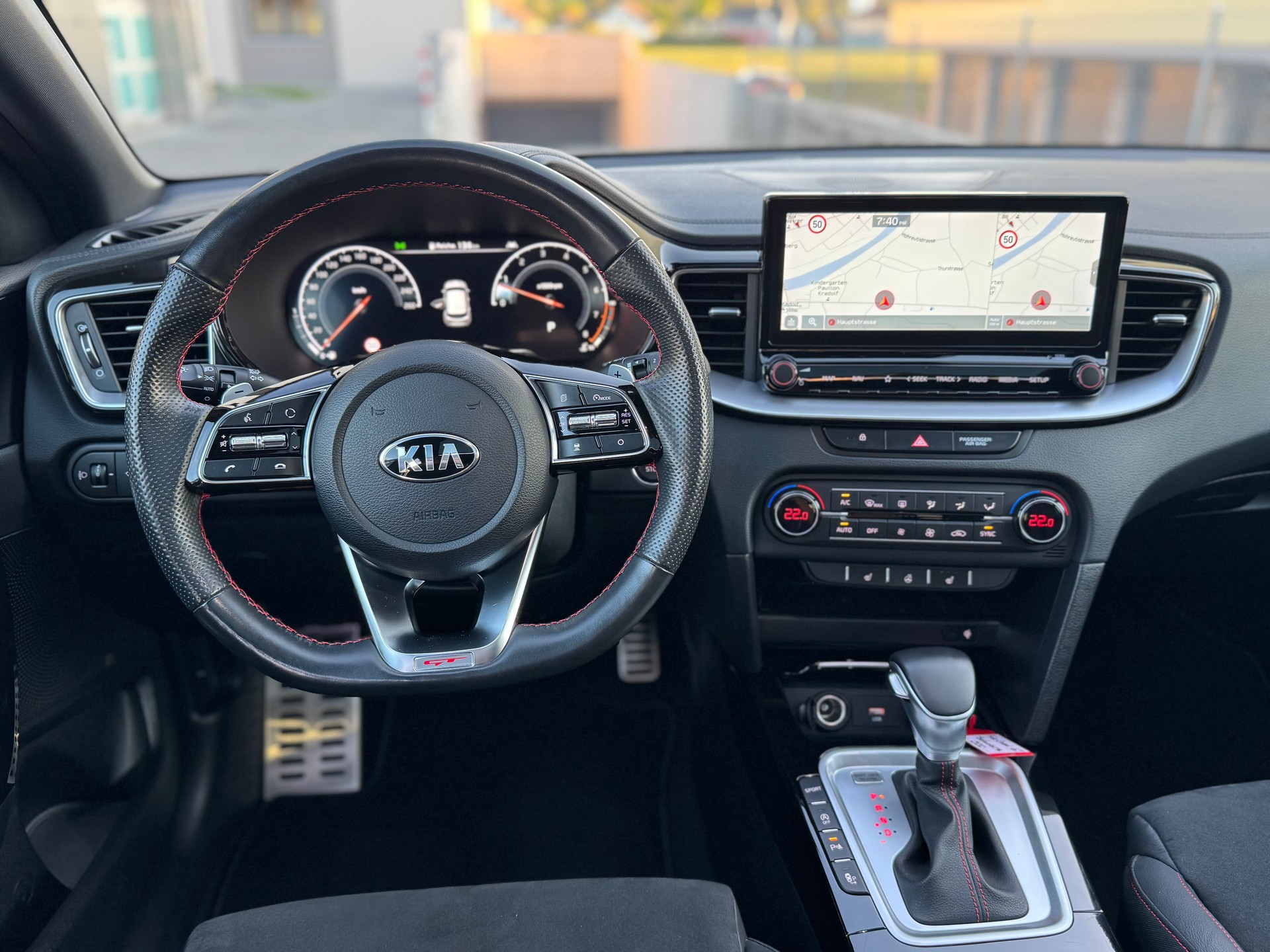 KIA Ceed 1.6 T-GDi GT DCT-image-11