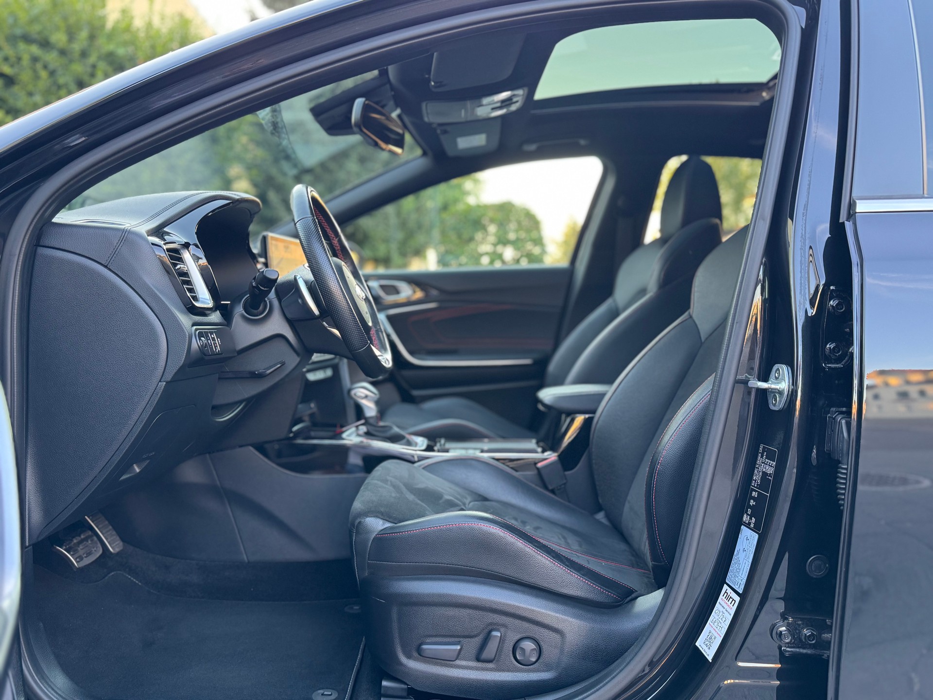 KIA Ceed 1.6 T-GDi GT DCT-image-13