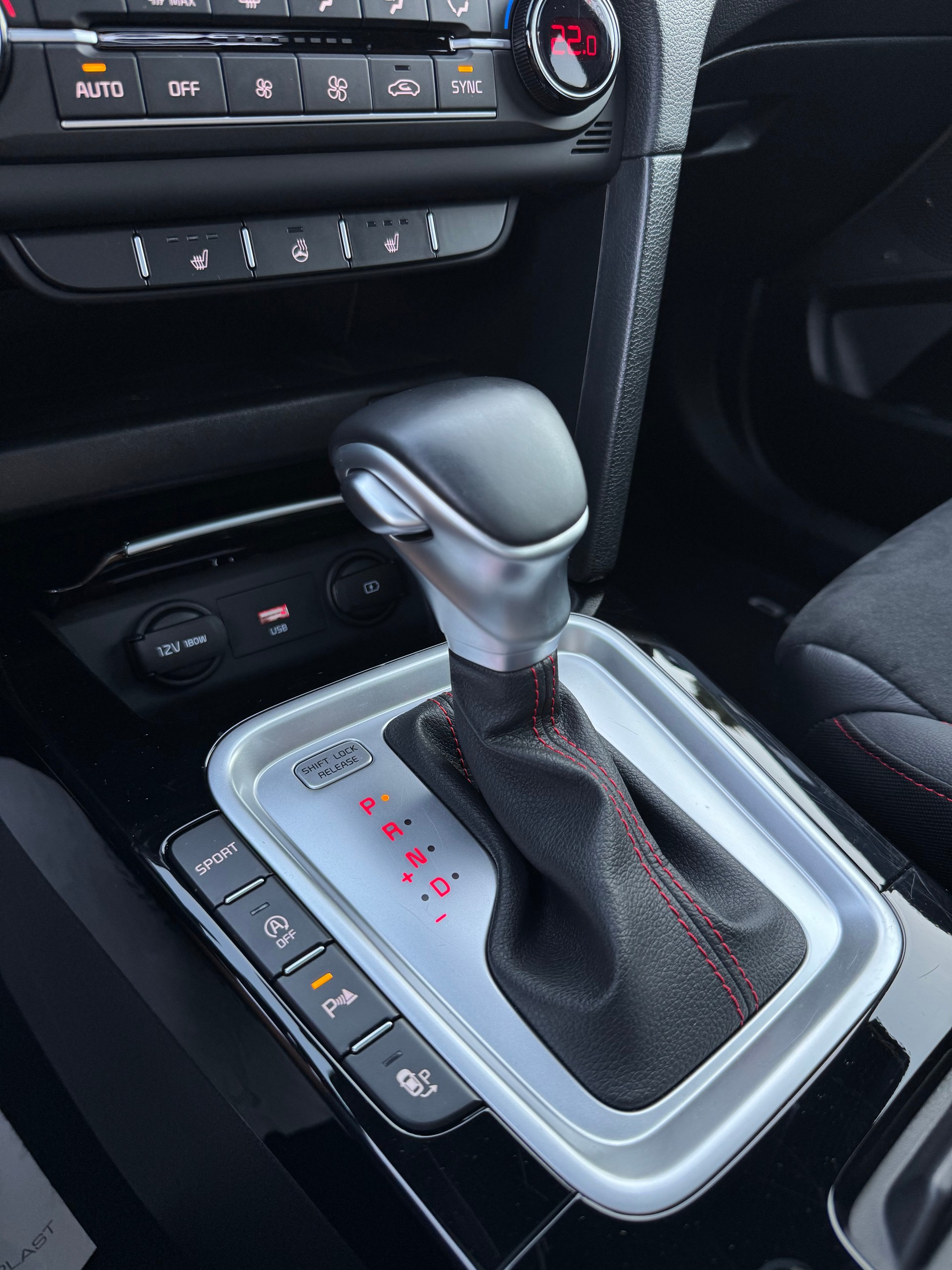 KIA Ceed 1.6 T-GDi GT DCT-image-24