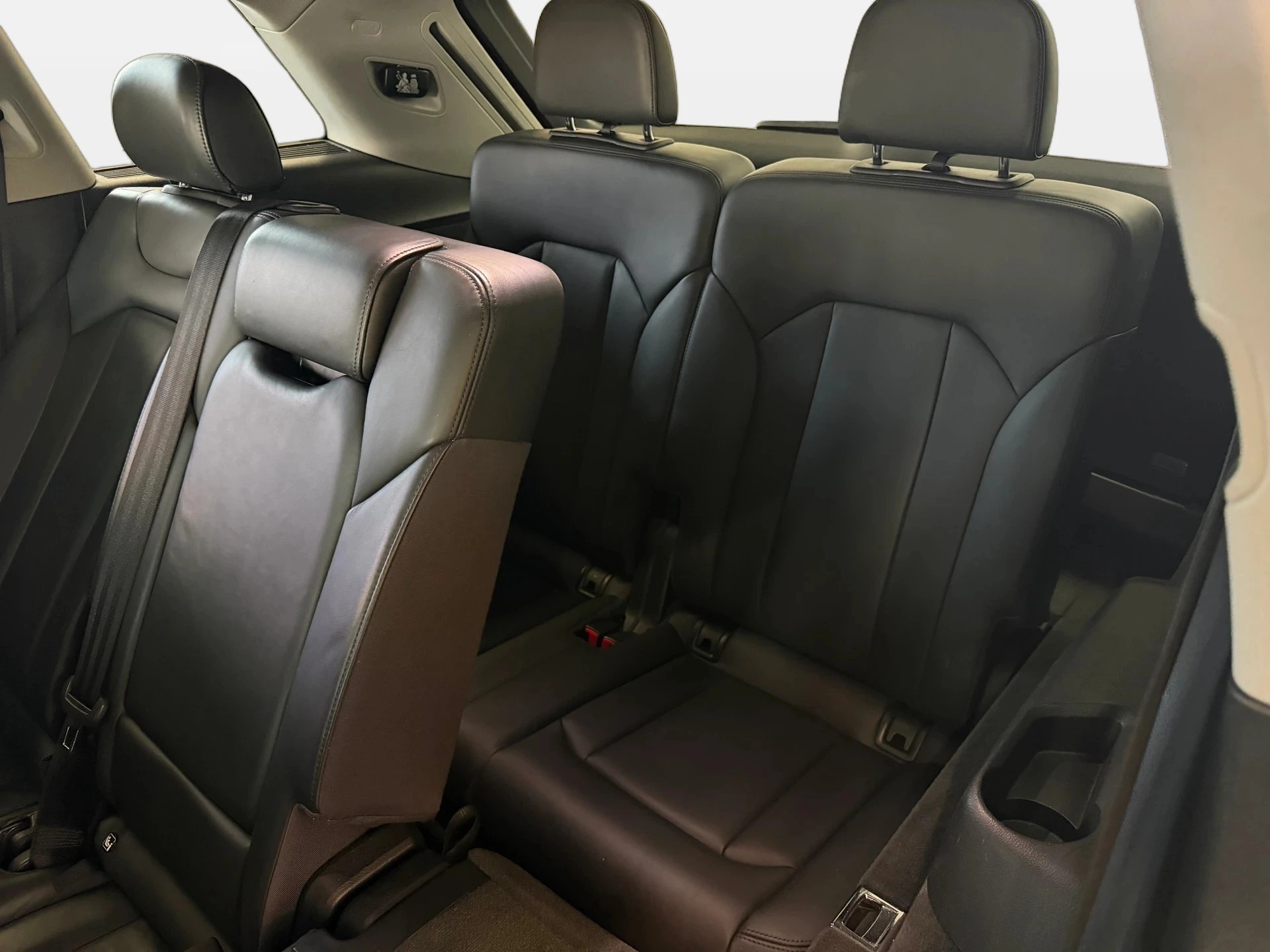 AUDI Q7 3.0 TDI quattro tiptronic | CH-Auto | 7-Plätzer | Frisch MFK |-image-11