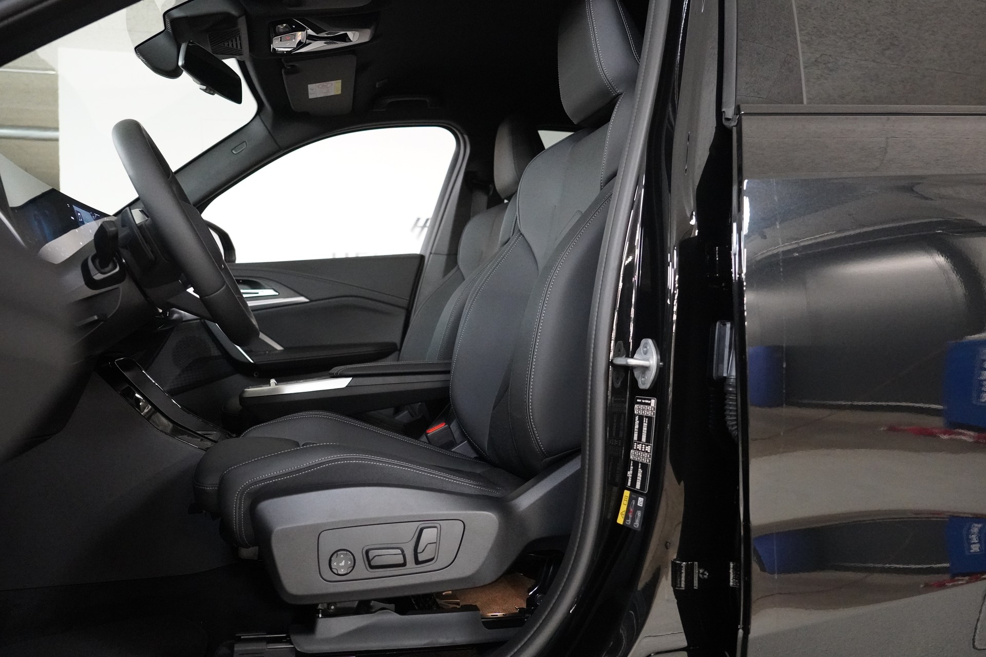 BMW X1 xDrive 30e M Sport-image-10