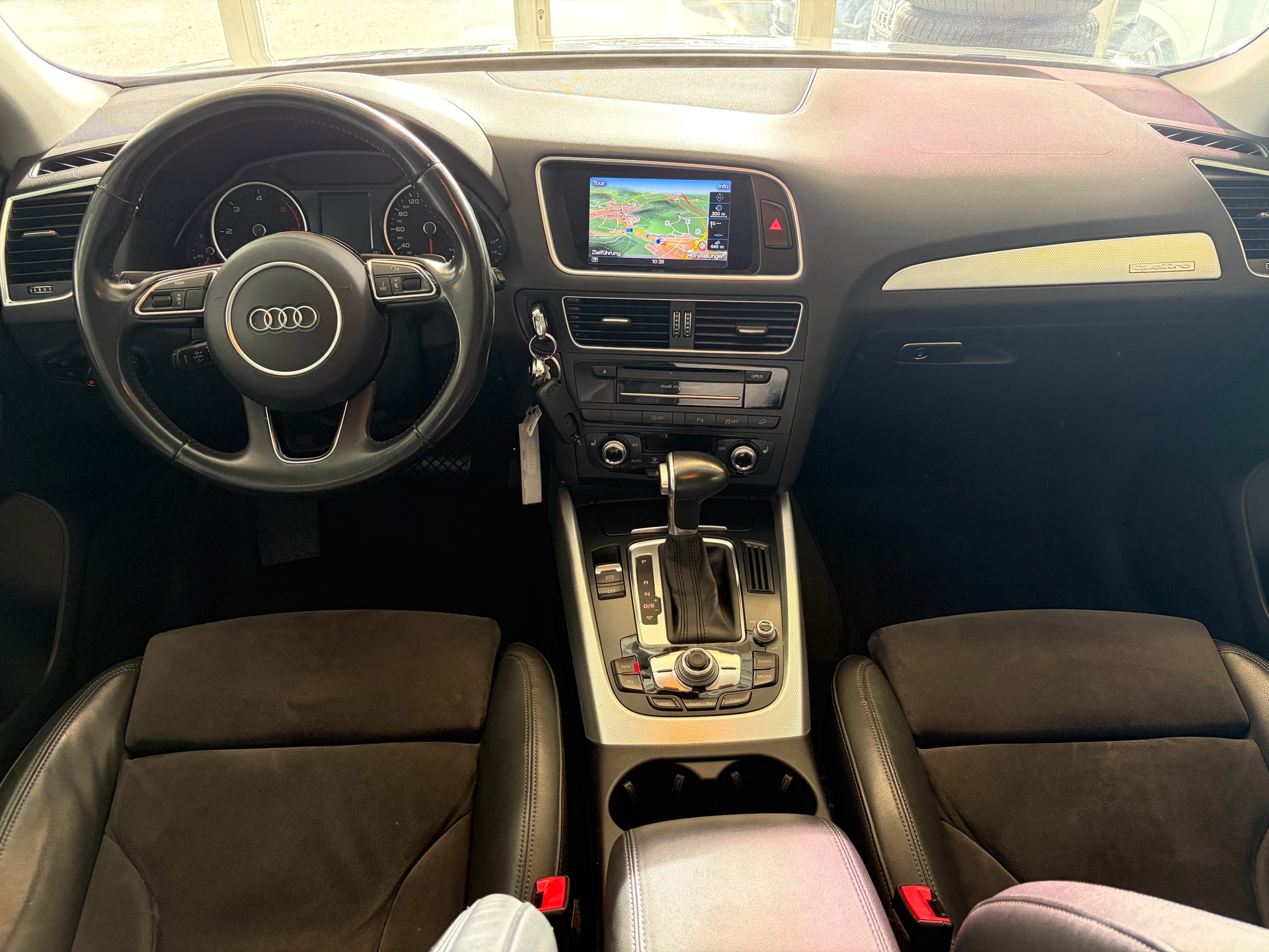AUDI Q5 2.0 TDI quattro S-tronic | CH | Designpaket Sport | Adaptiv Tempomat | DAB | 19" | AMBITION | Xenon Plus |-image-13