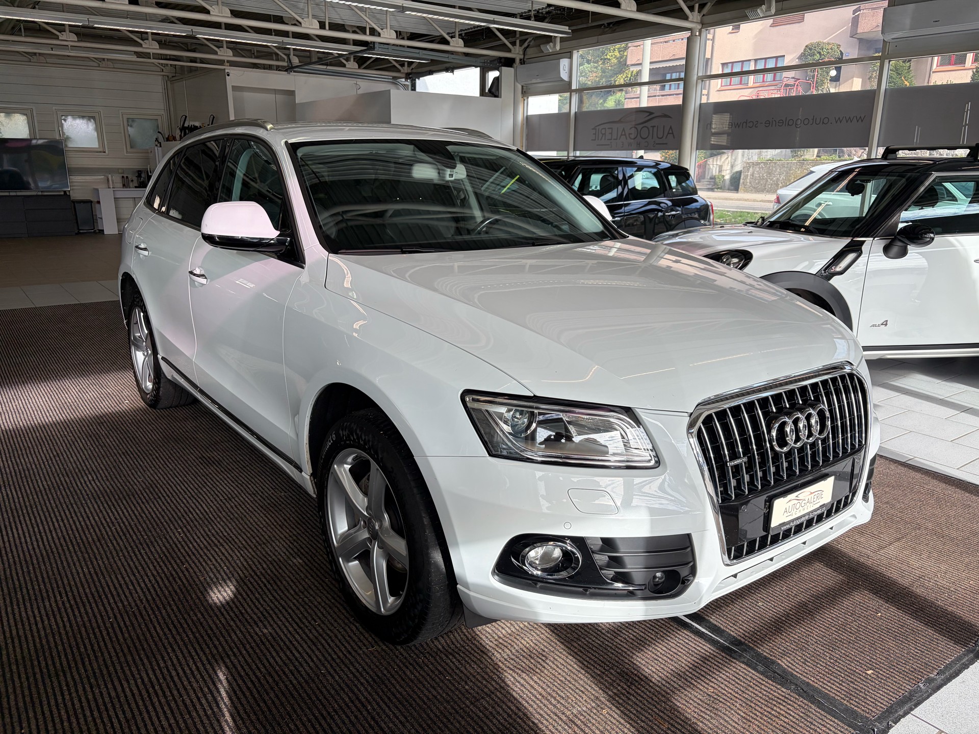 AUDI Q5 2.0 TDI quattro S-tronic | CH | Designpaket Sport | Adaptiv Tempomat | DAB | 19" | AMBITION | Xenon Plus |-image-31